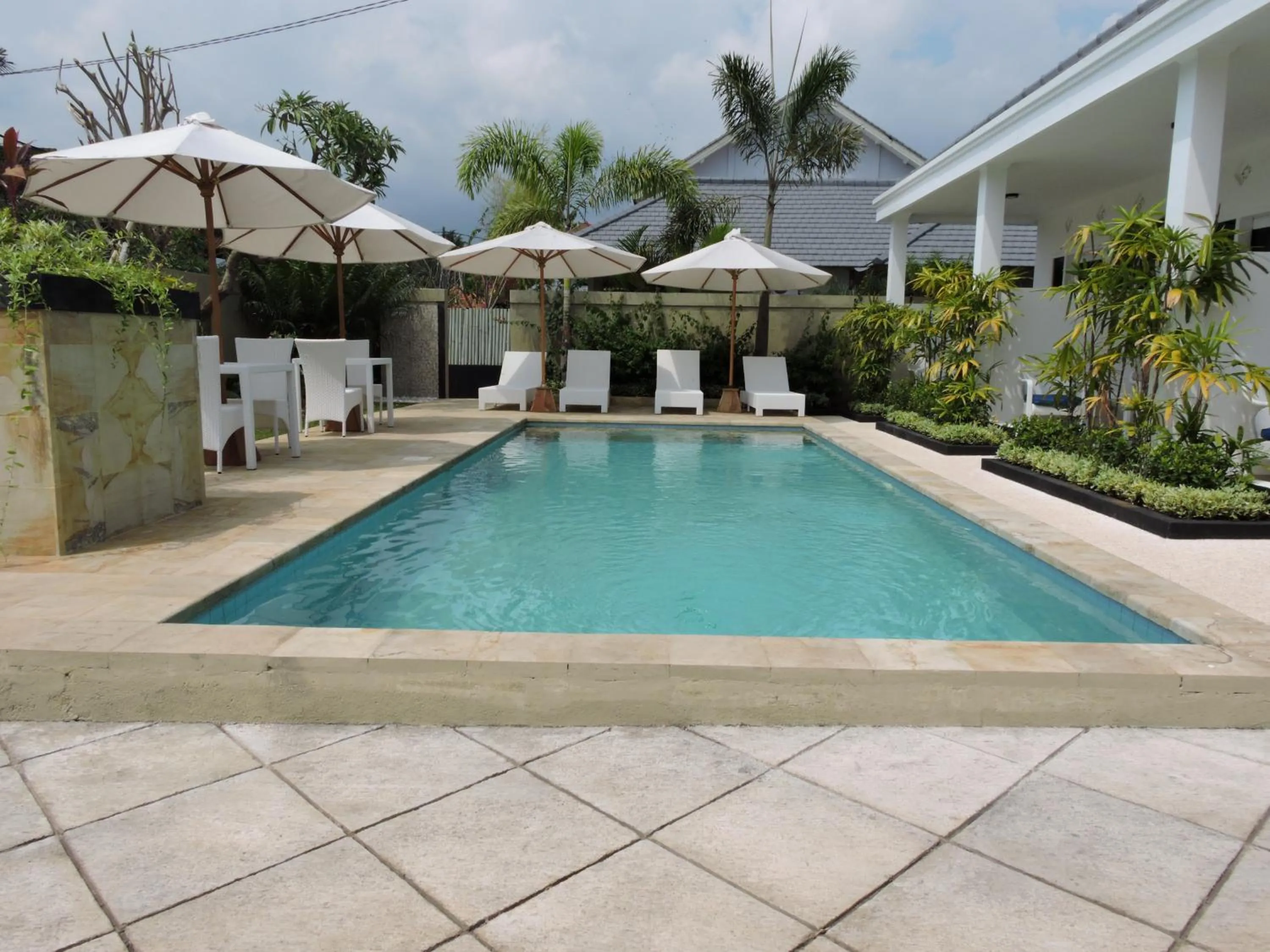 Swimming pool in Kartika Villas