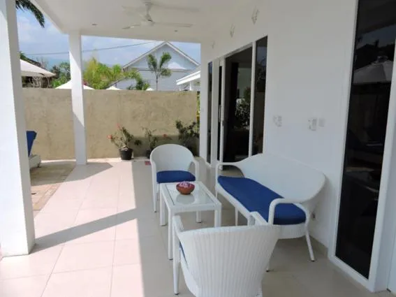 Day in Kartika Villas