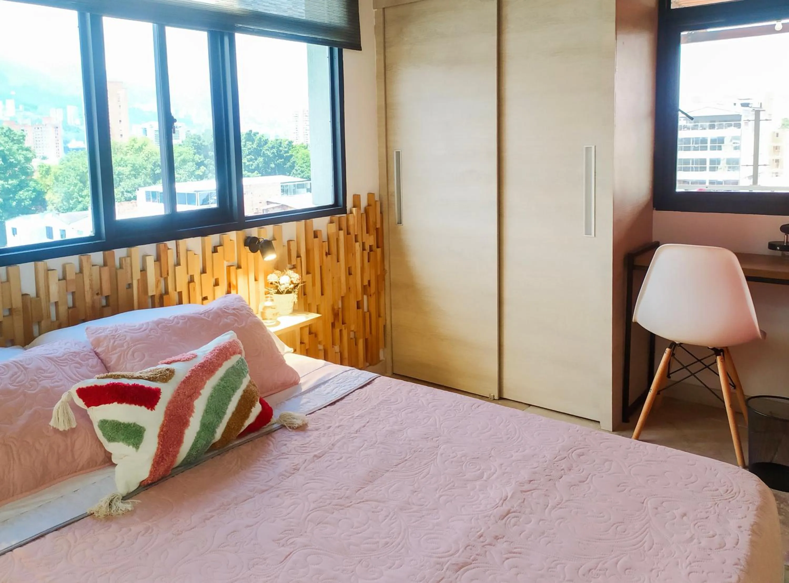 Photo of the whole room in Platinum Hotel