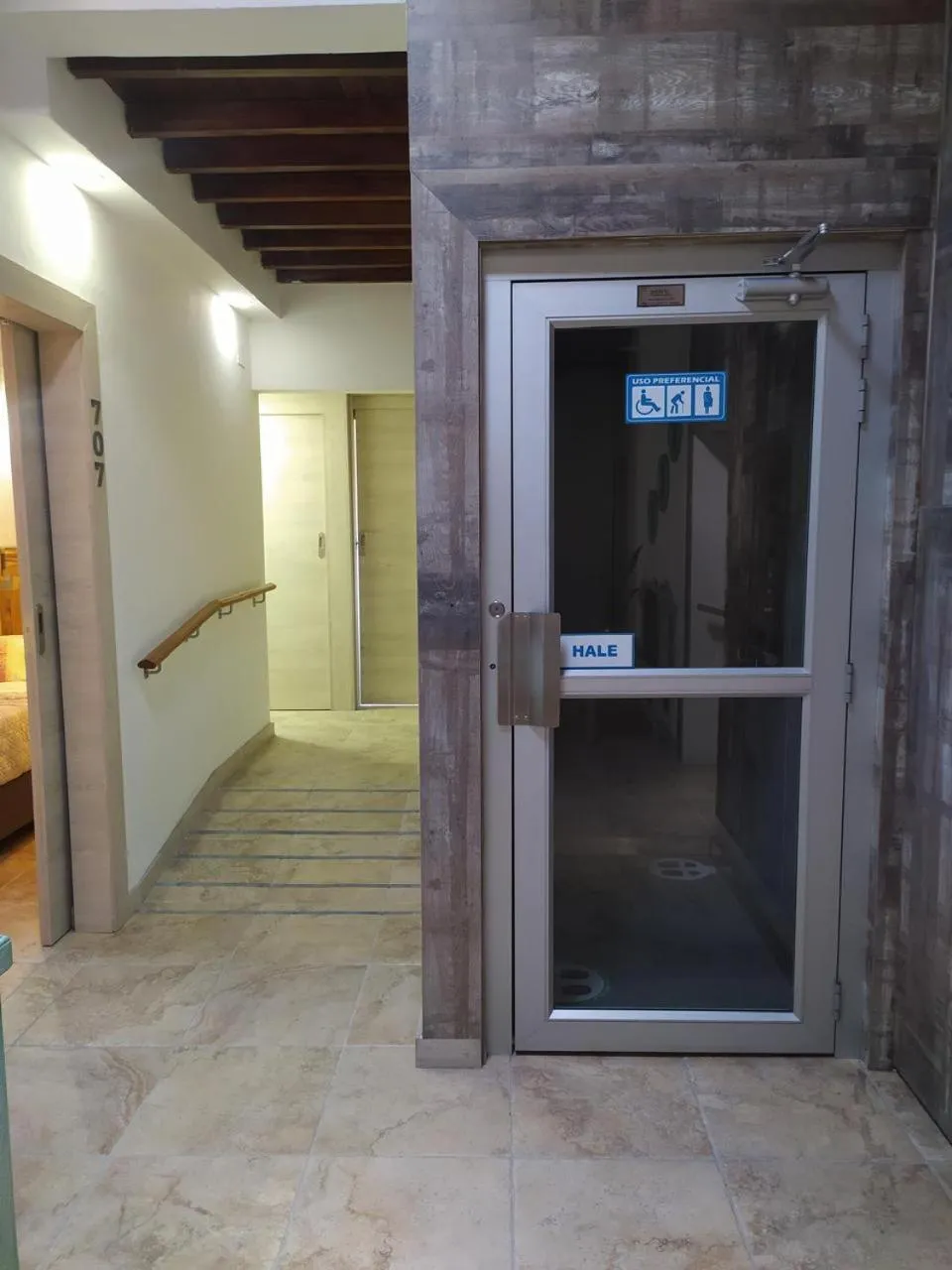 elevator in Platinum Hotel