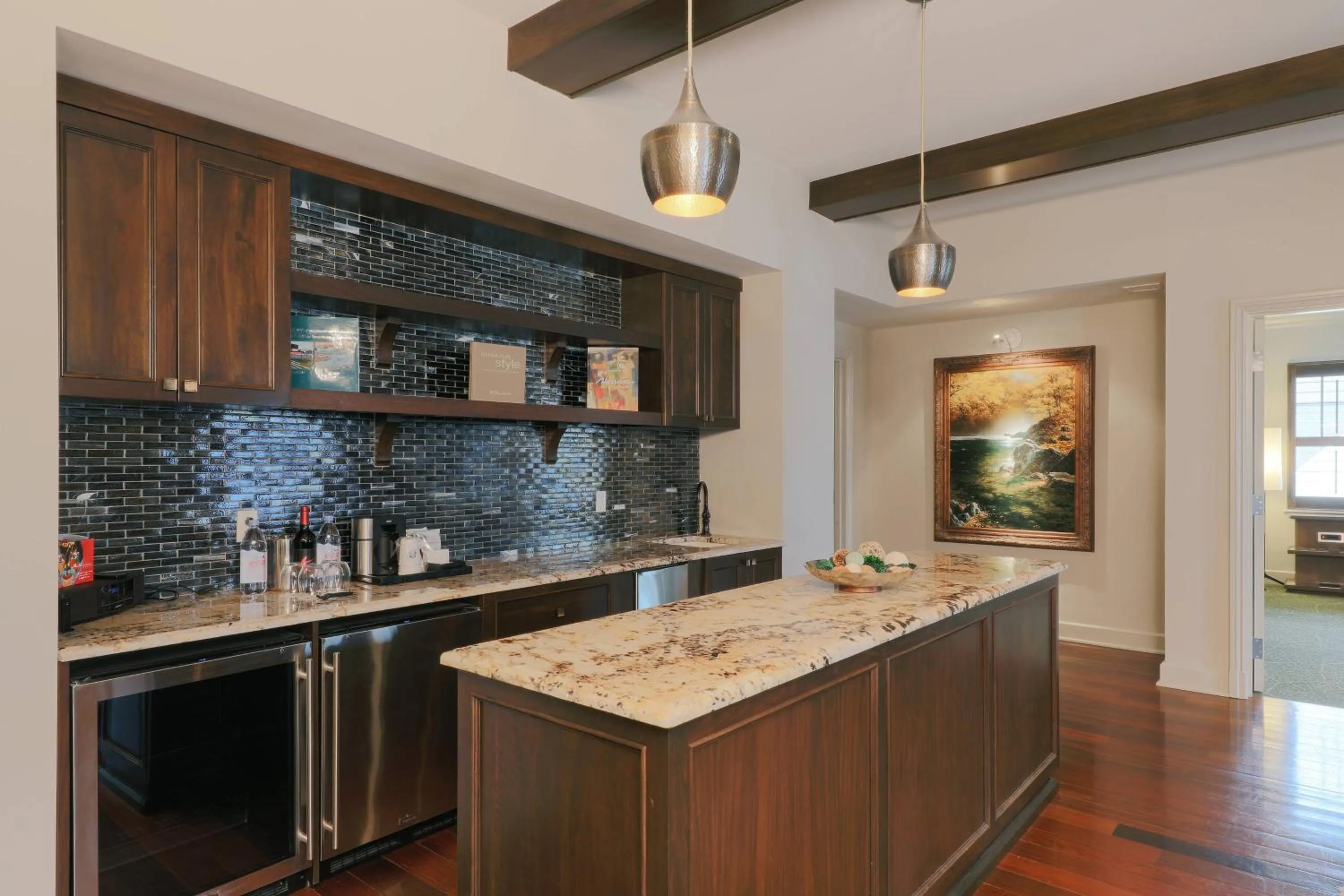 Kitchen or kitchenette in Grand Bohemian Mountain Brook, Autograph Collection