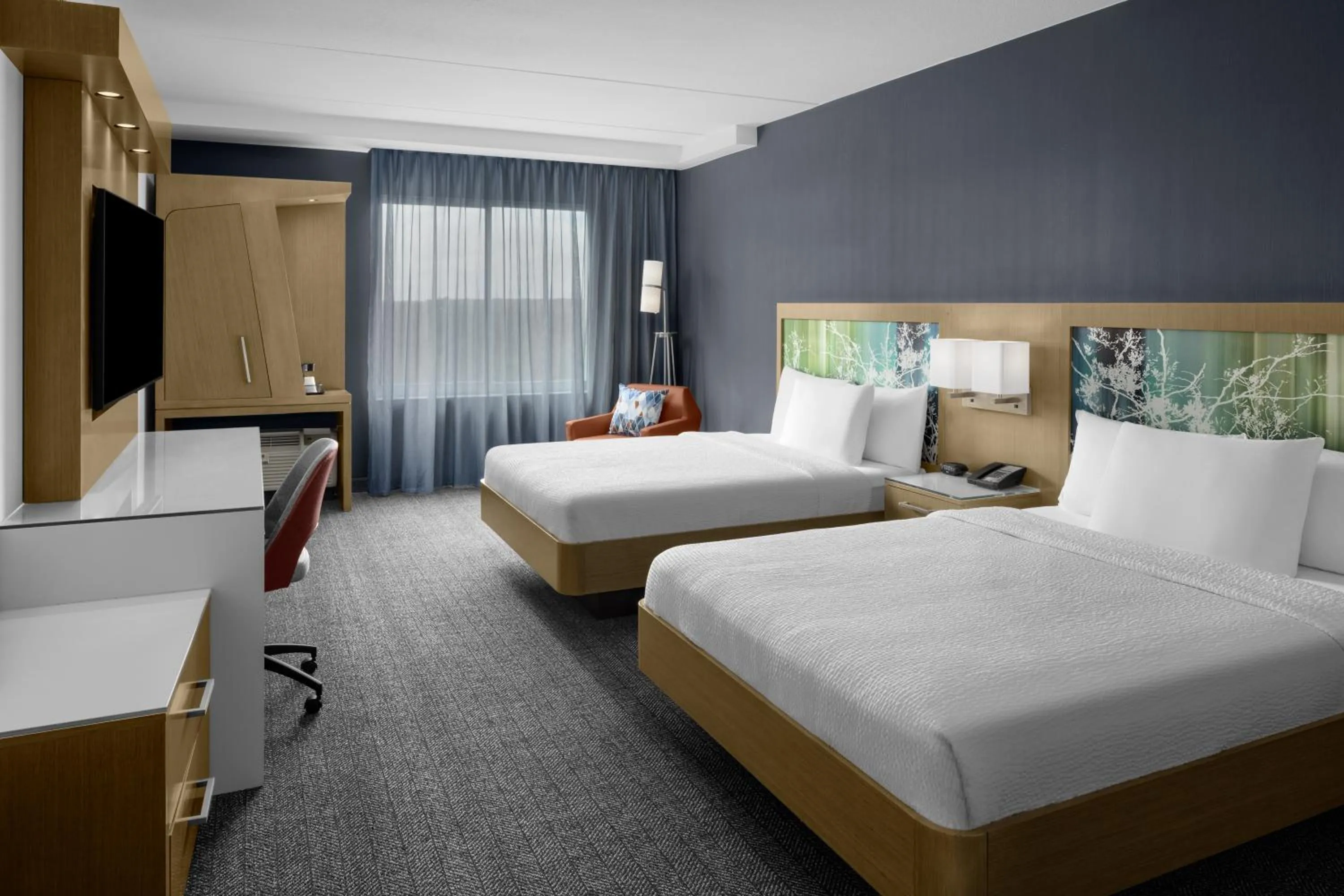 Bedroom, Bed in Courtyard by Marriott Orlando South/Grande Lakes Area