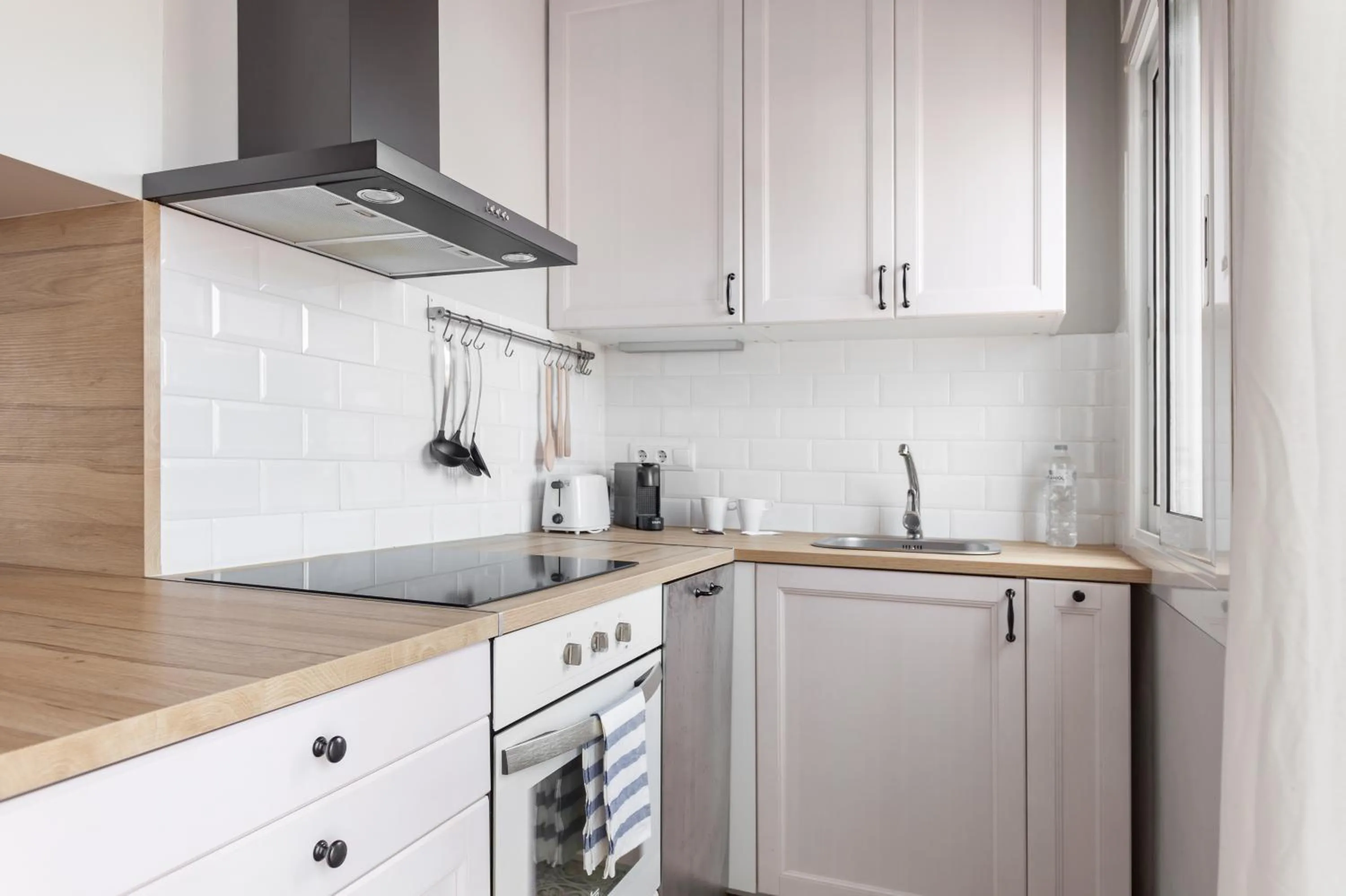 Coffee/tea facilities in Flateli Roger 16