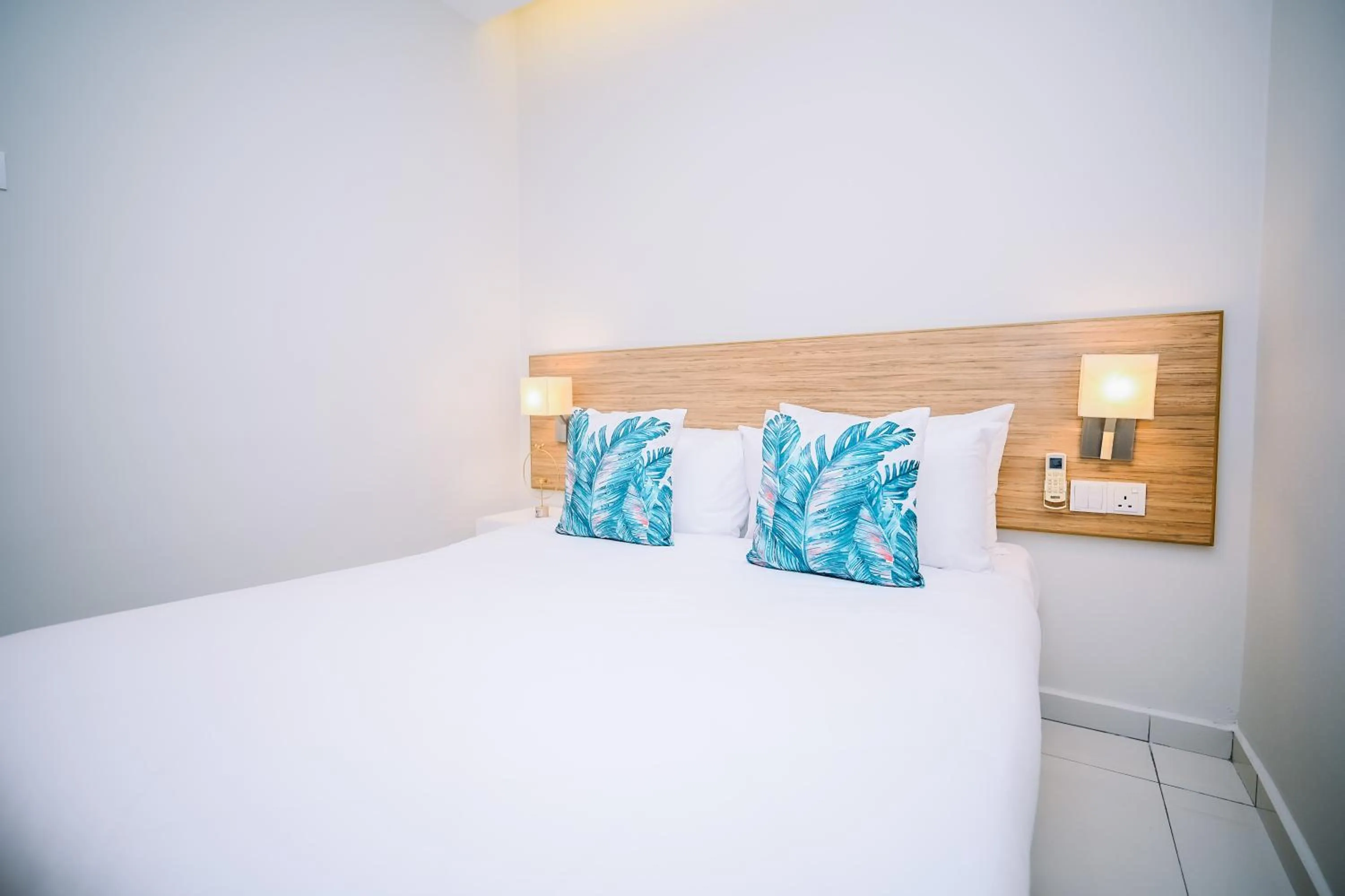 Bed in Swing & Pillows - Kelana Jaya Selangor