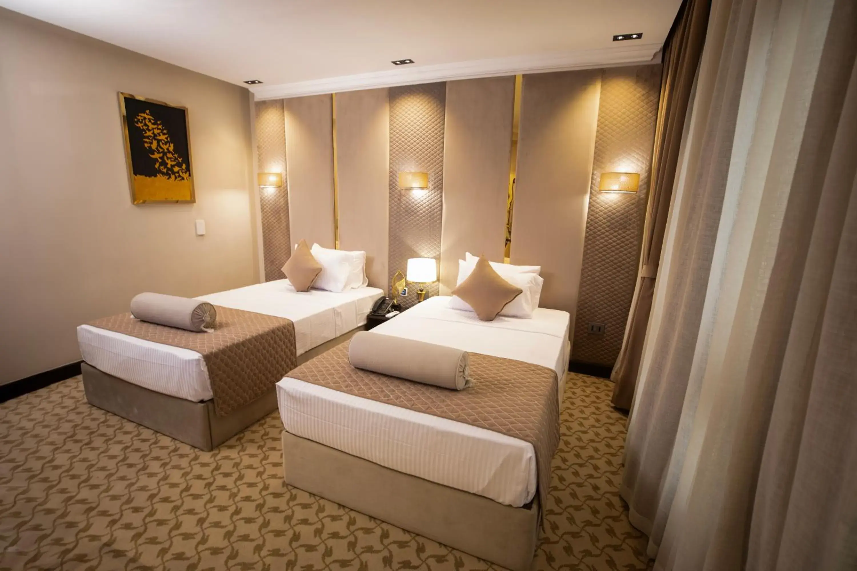 Standard Twin Room in Cairo Taj Hotels & Suites- Mohandessin Standard Twin Room in Cairo Taj Hotels & Suites- Mohandessin