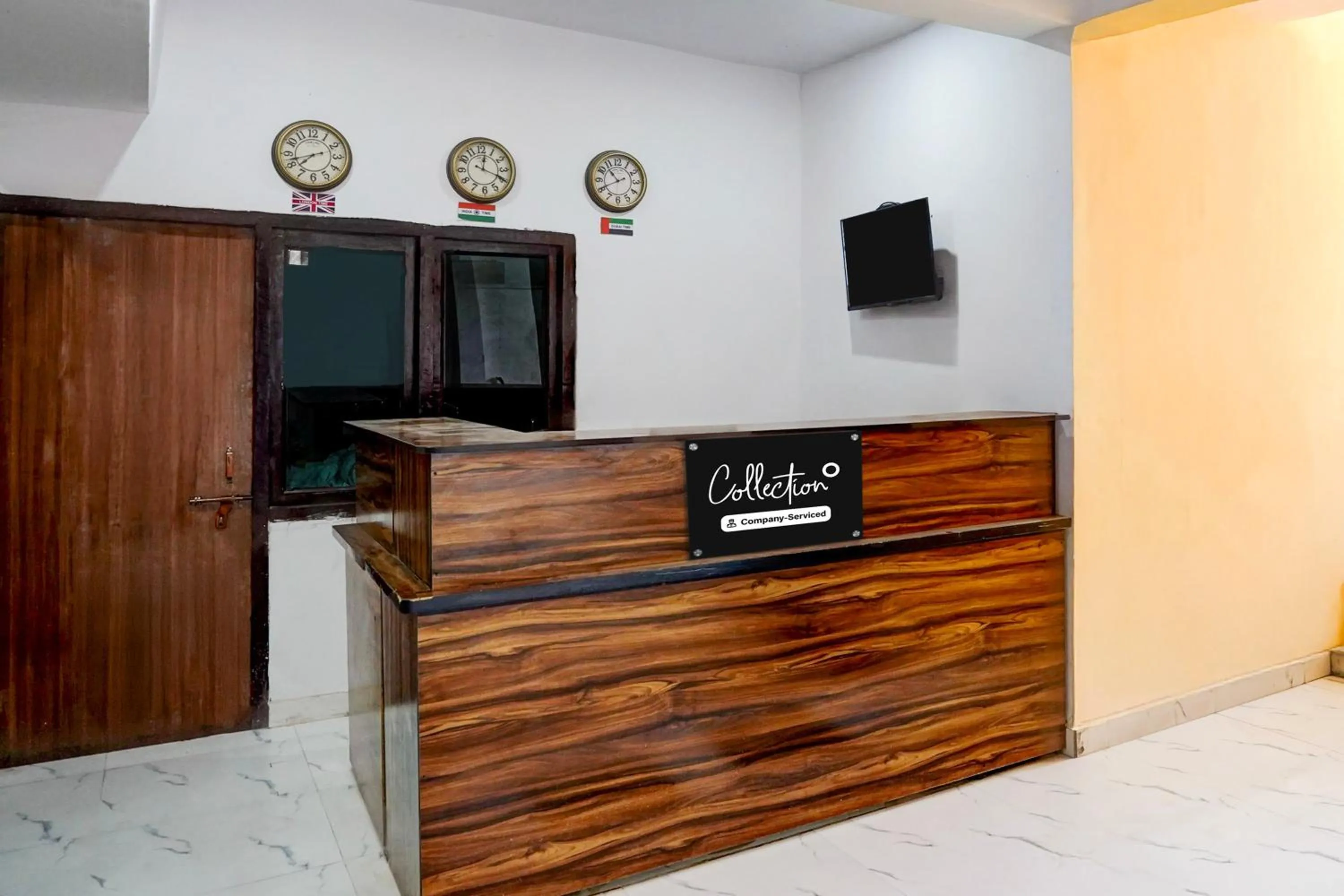 Lobby or reception in Collection O Govind Vihar Matiyari Formerly Saffron