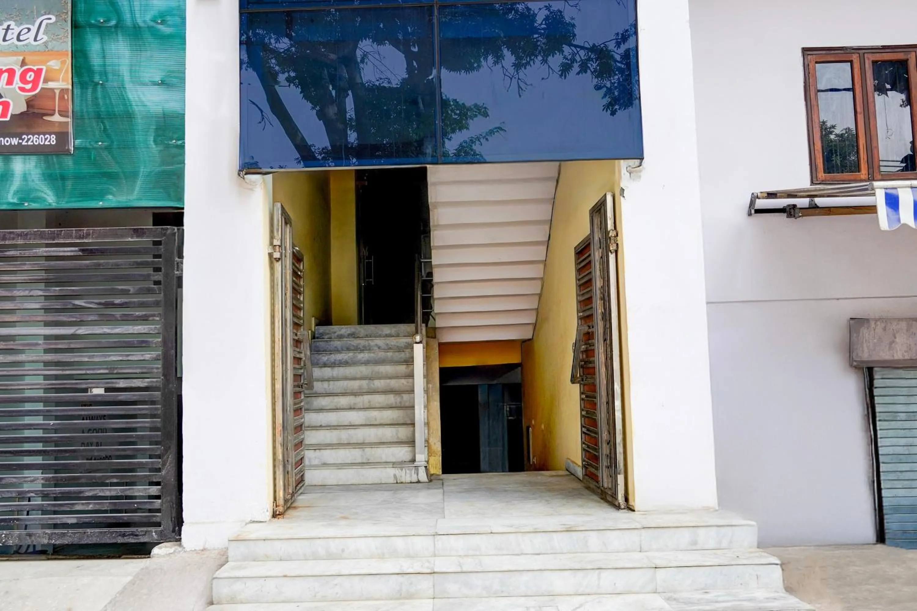 Facade/entrance in Collection O Govind Vihar Matiyari Formerly Saffron