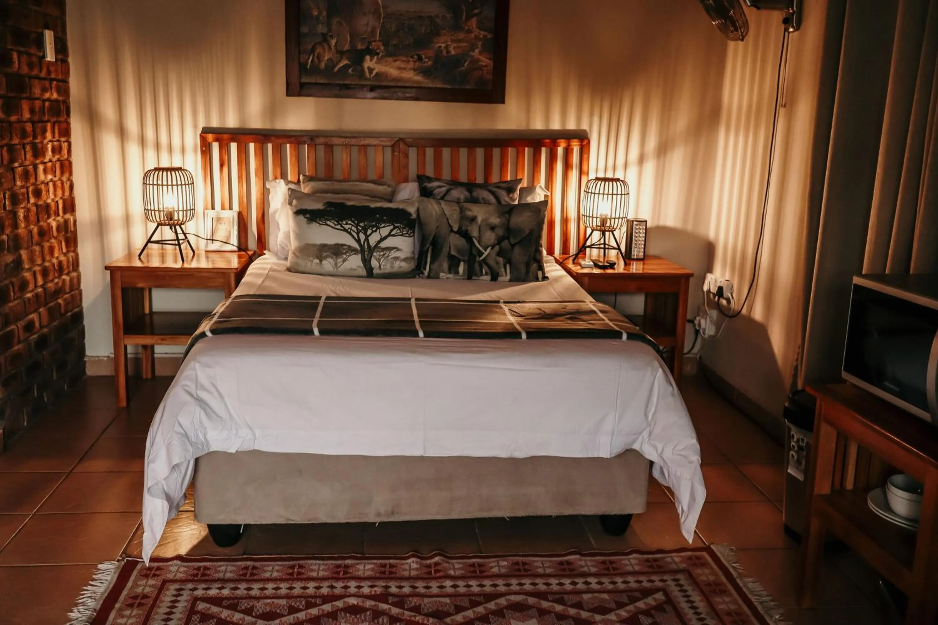 Bed in A Traveller's Palm