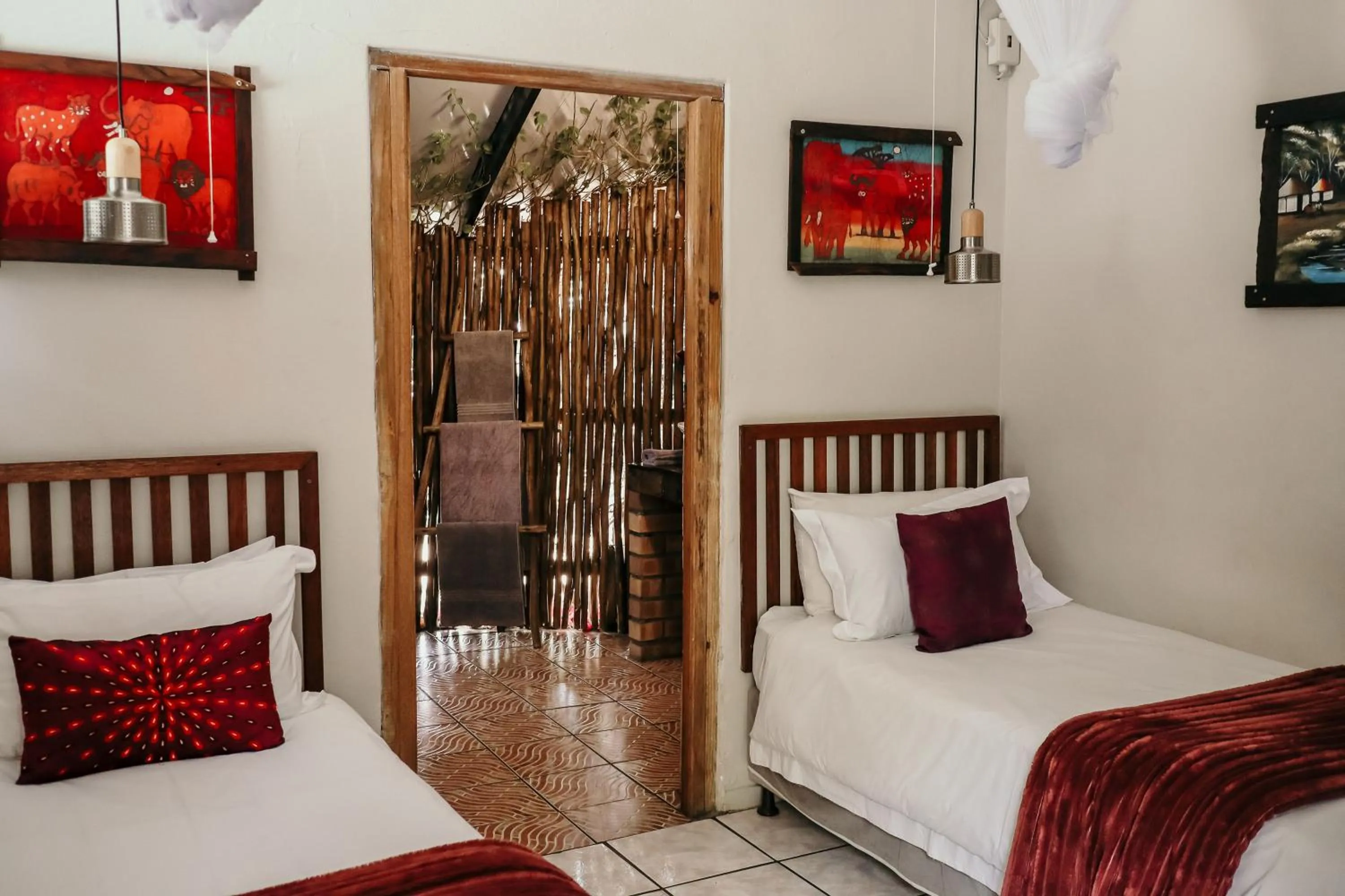 Bed in A Traveller's Palm