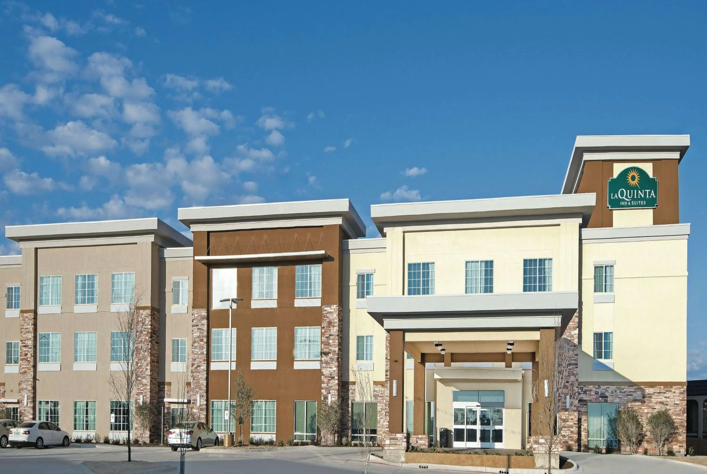 Property building in La Quinta by Wyndham Fort Worth West - I-30