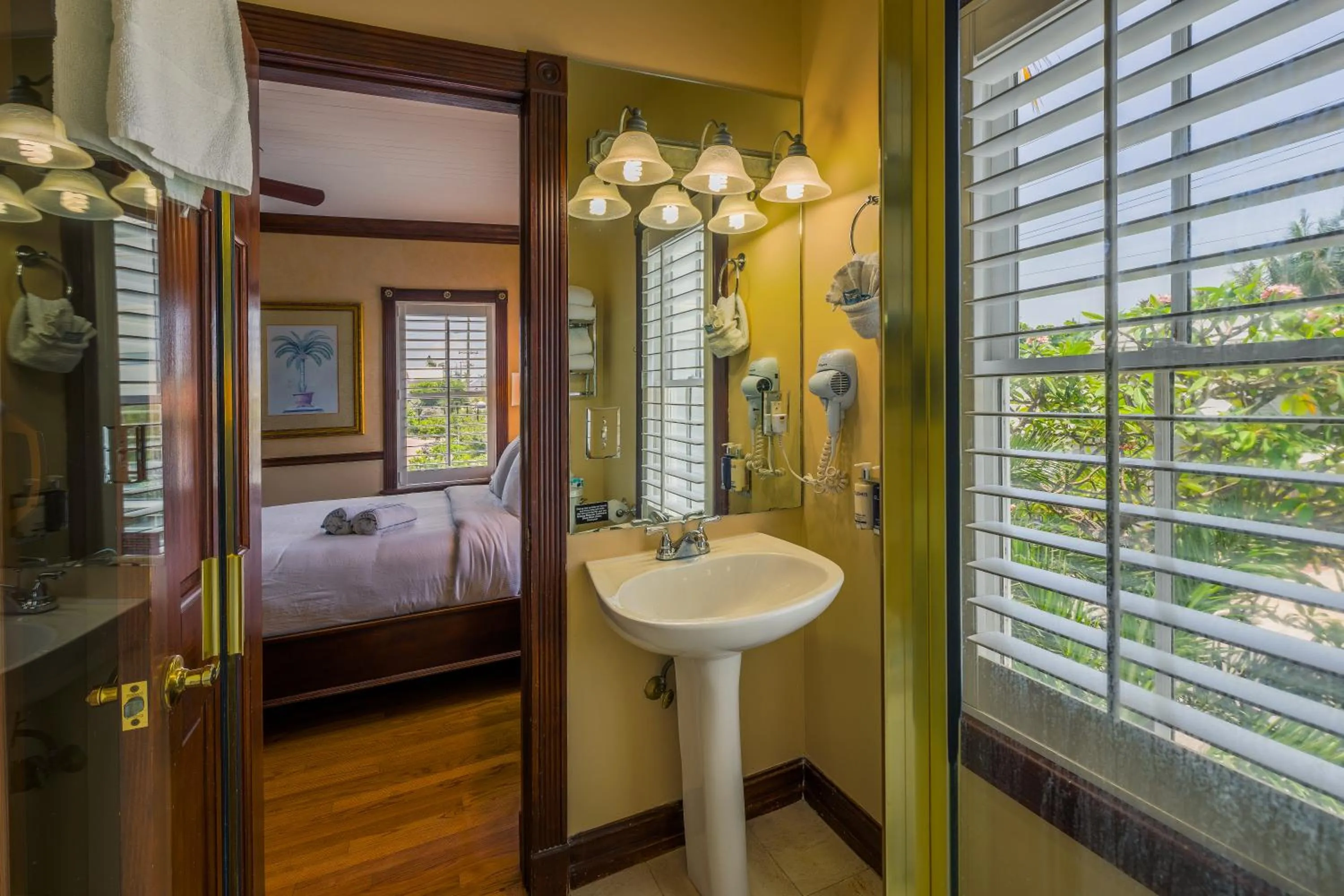 Bed in Duval Inn - Key West