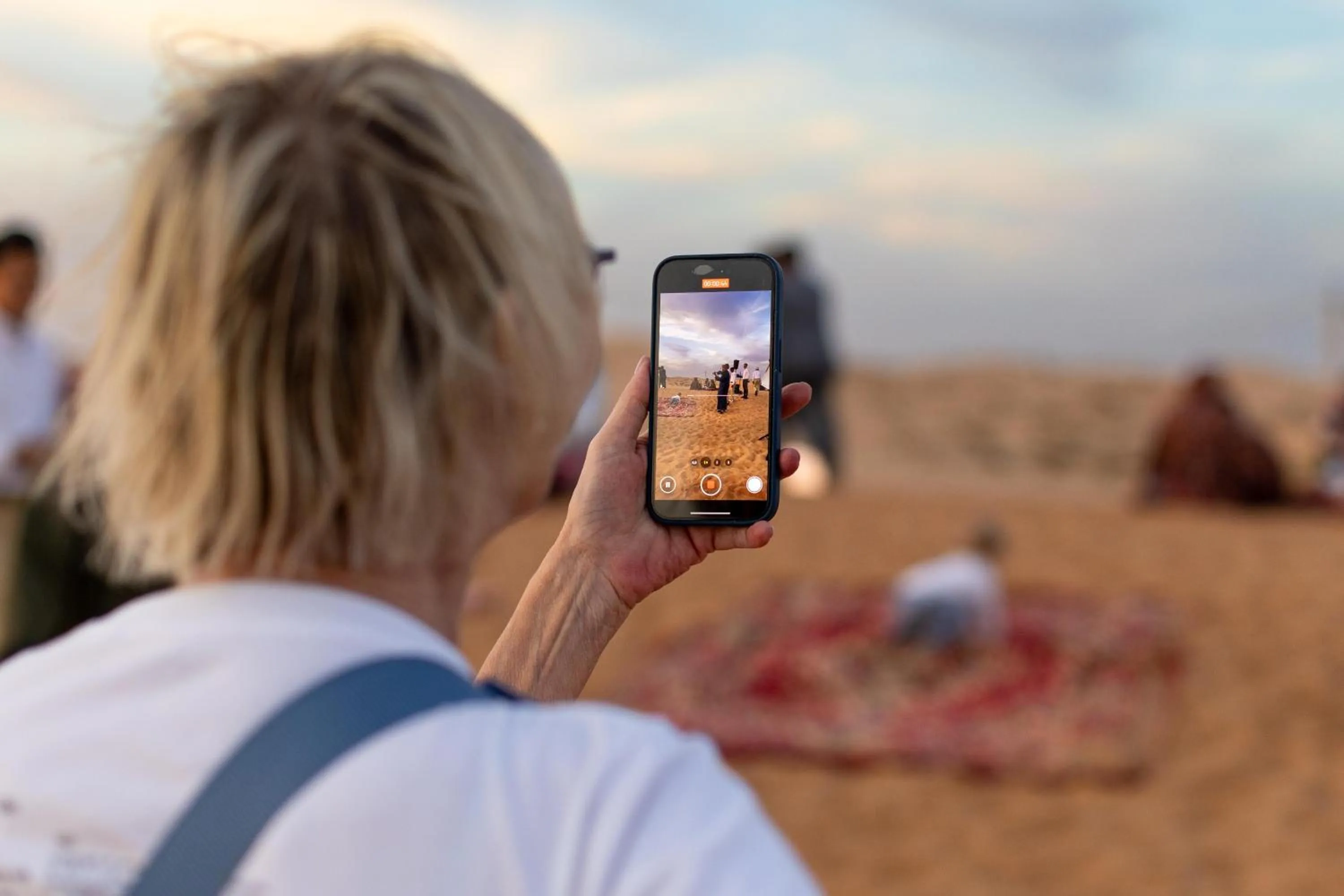Food and drinks in Thousand Nights Camp