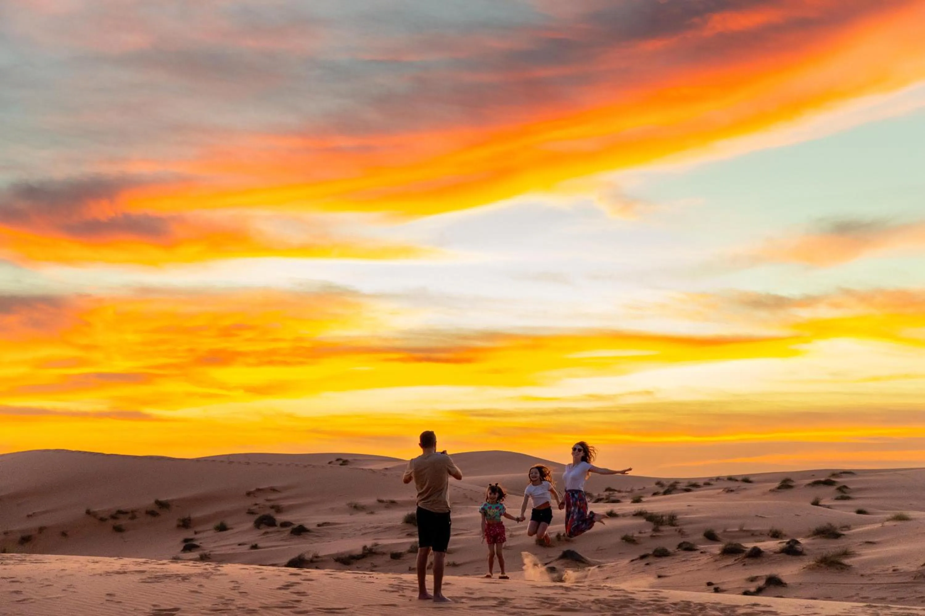 Food and drinks in Thousand Nights Camp
