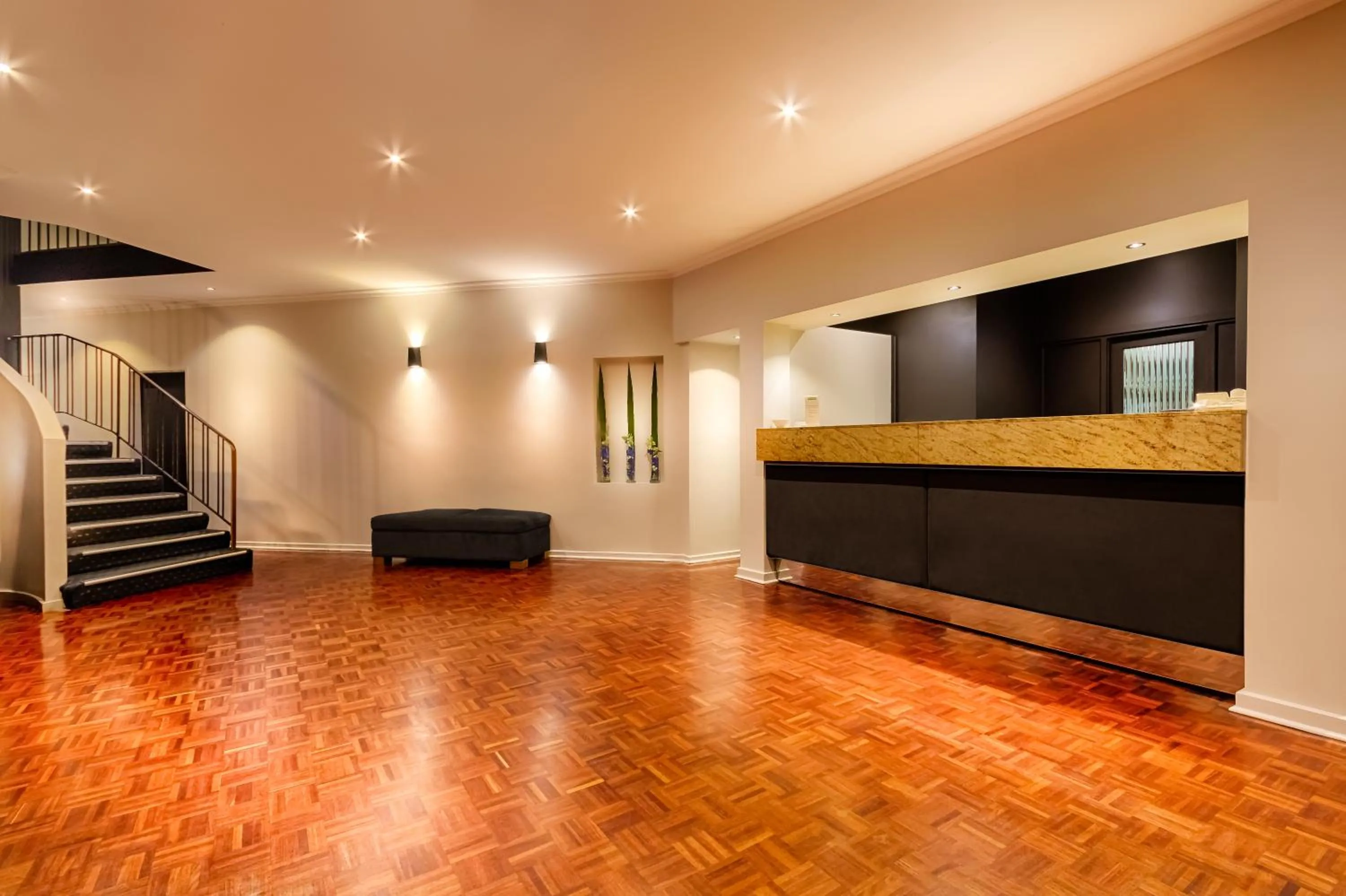 Lobby or reception in Crest On Barkly Serviced Apartments