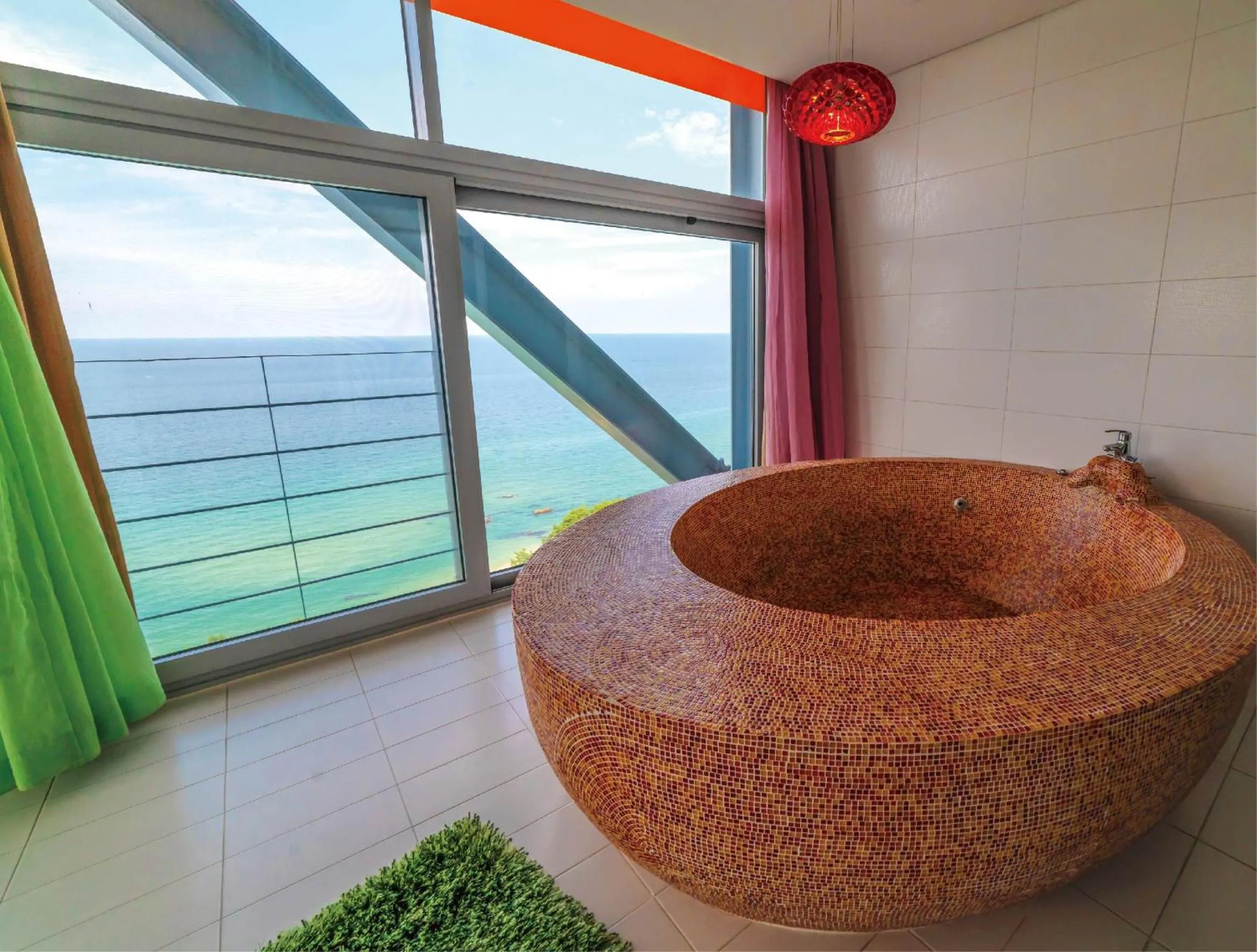 Sea view in Haslla Art World Museum Hotel