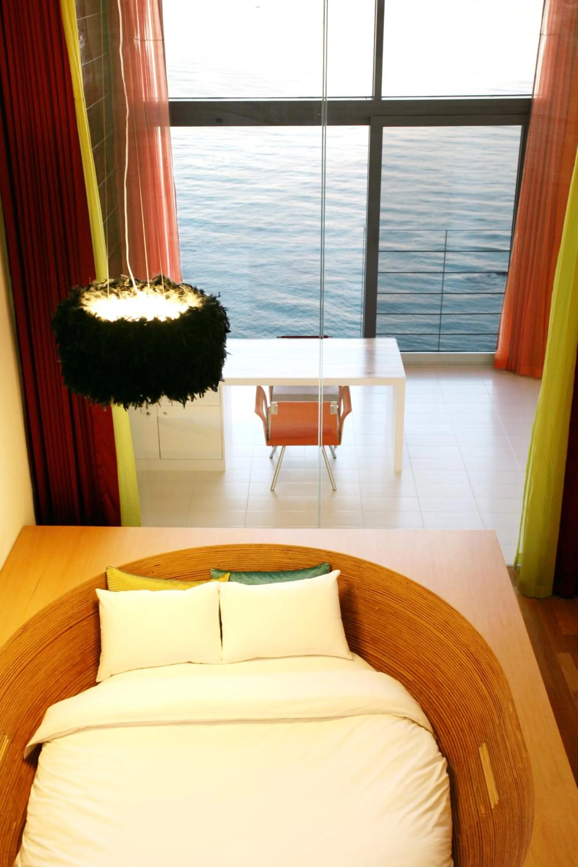 Bed in Haslla Art World Museum Hotel