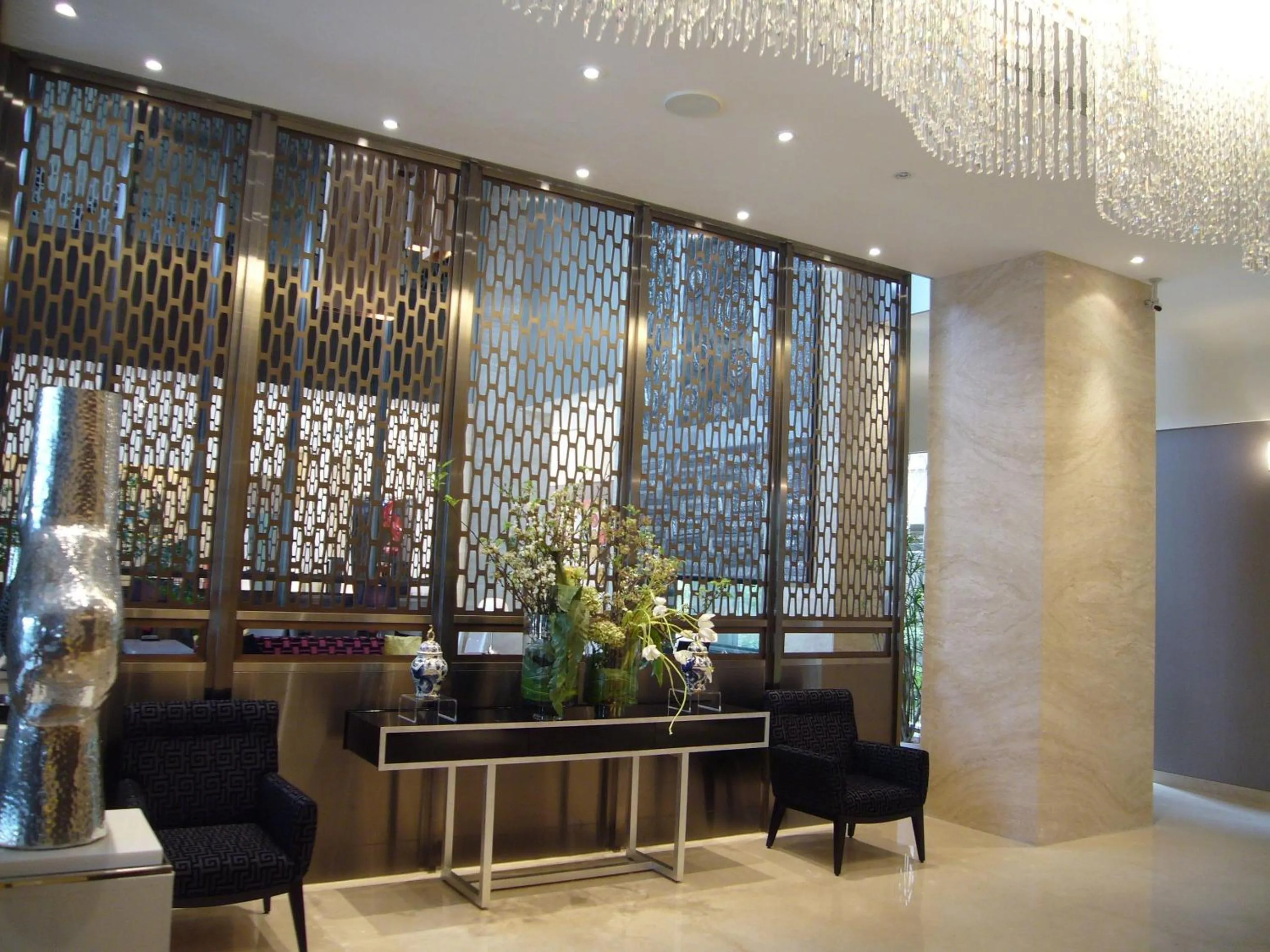 Communal lounge/ TV room in Hung's Mansion