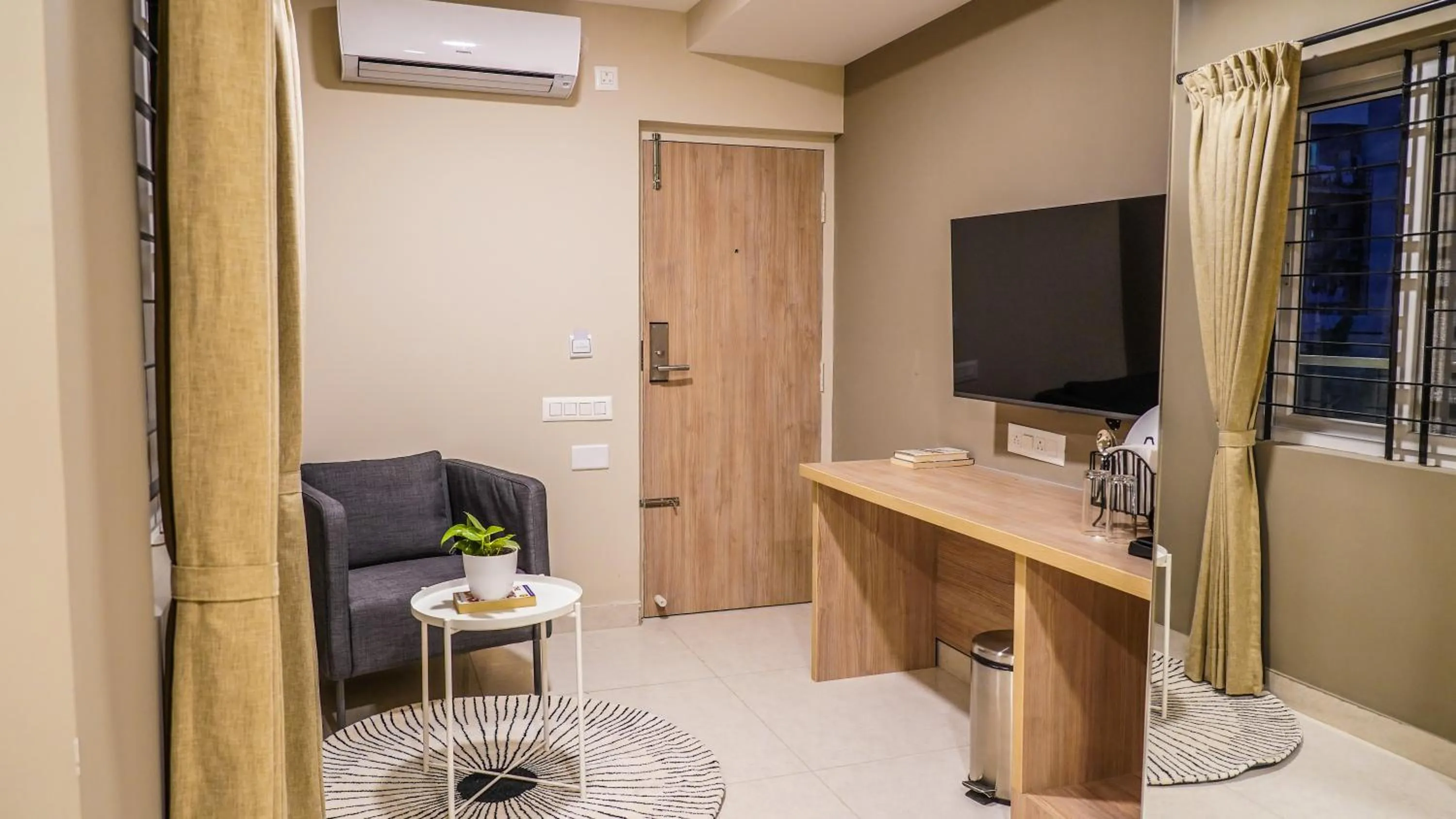 TV and multimedia in Olive Hotel Millers Road by Embassy Group