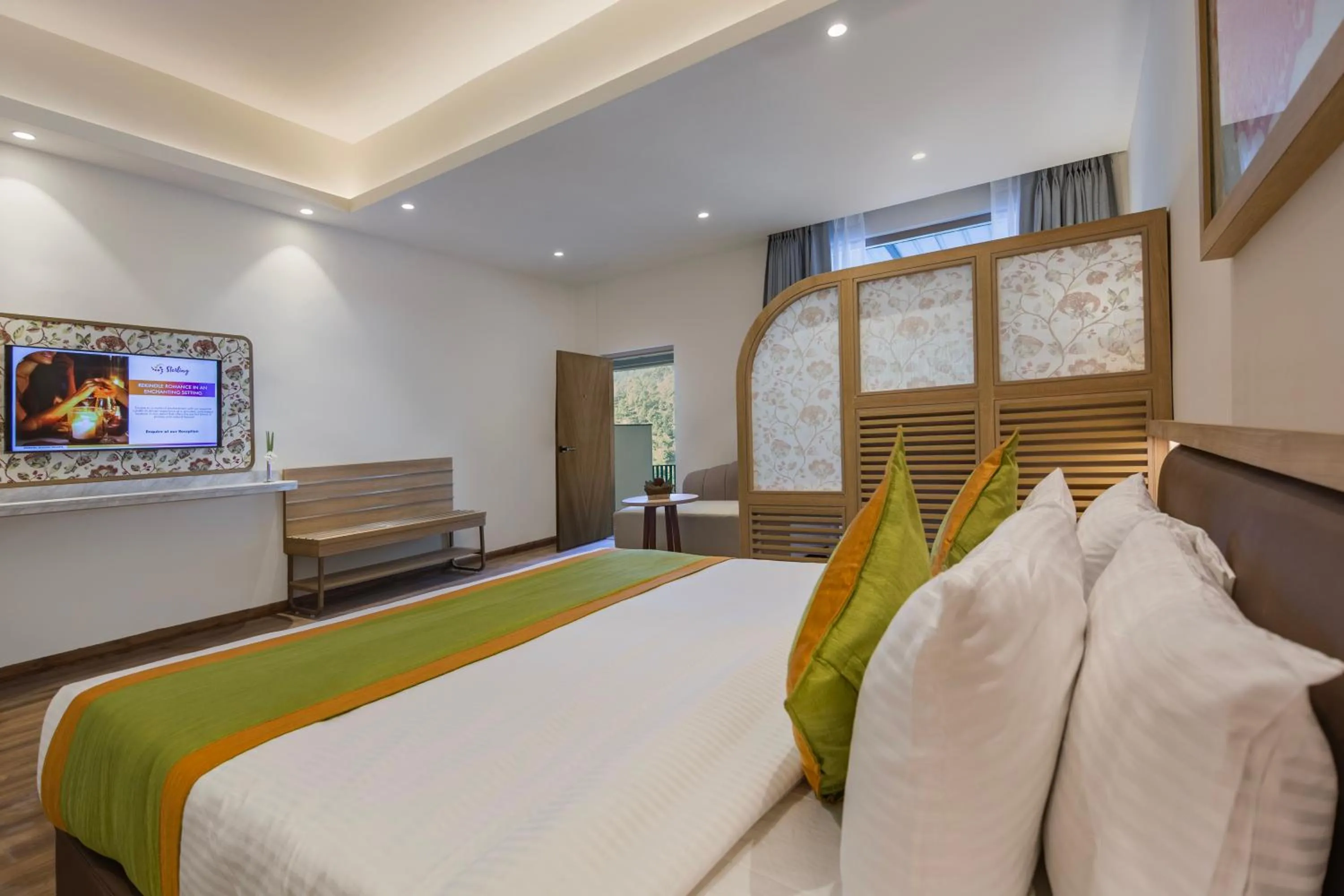 Bedroom, Bed in Sterling Nainital