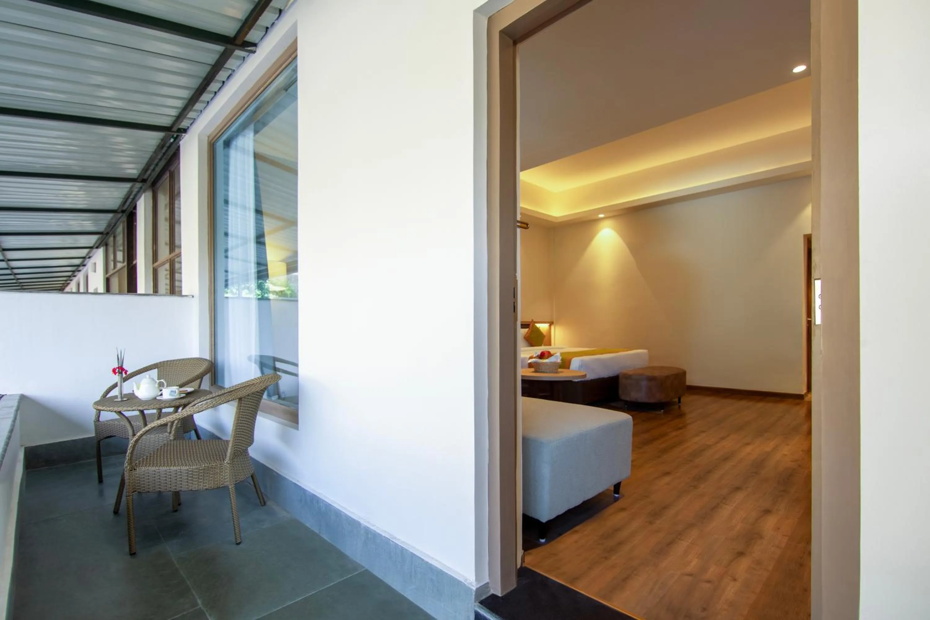 Seating area, Bed in Sterling Nainital