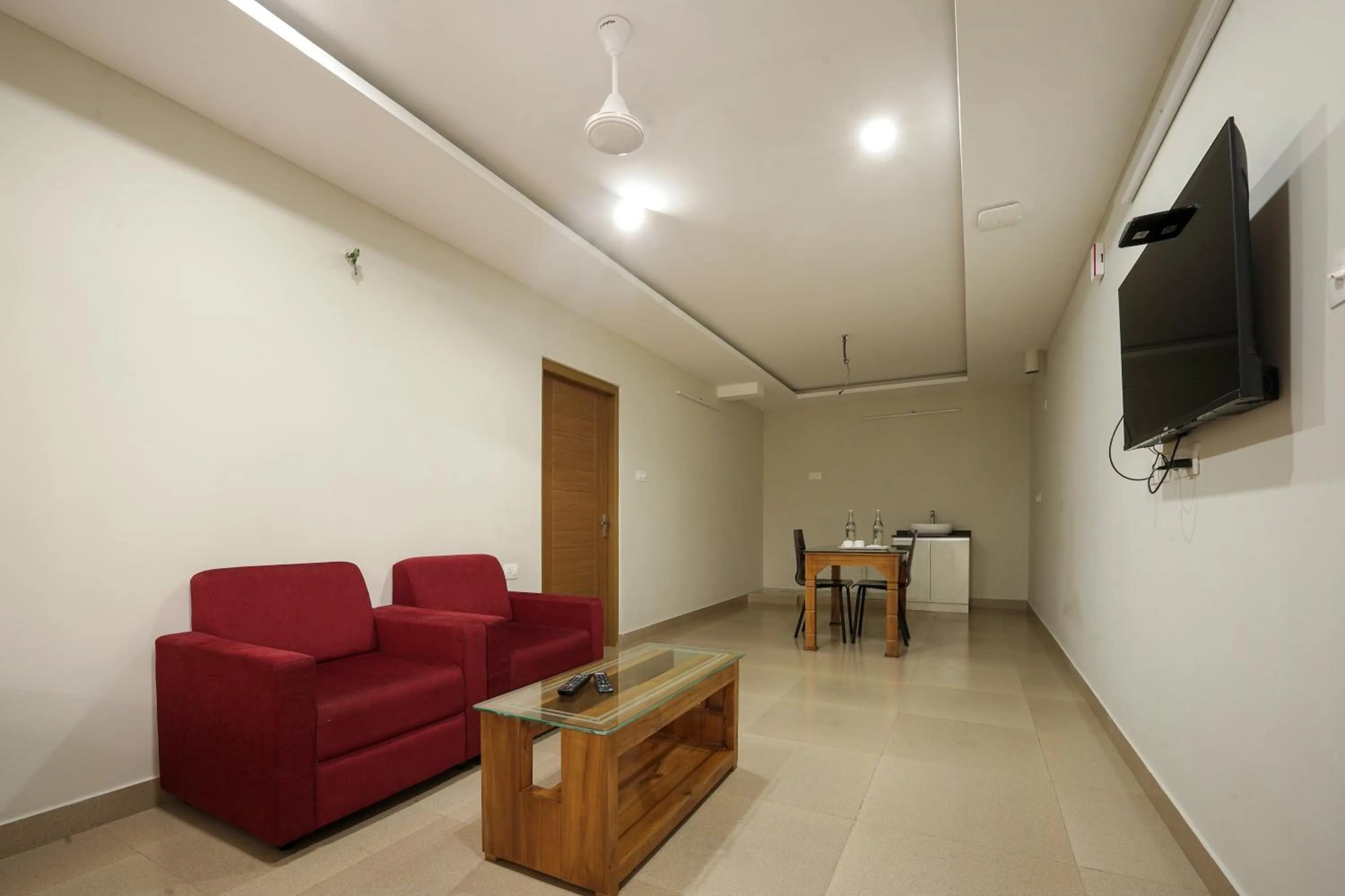 Living room in Span Avenue