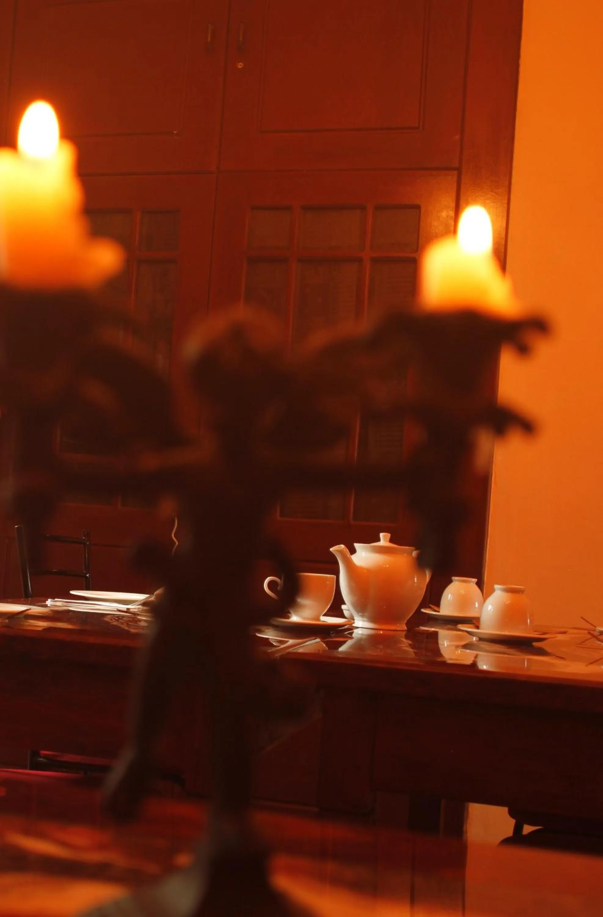 Restaurant/places to eat in House of Leisure