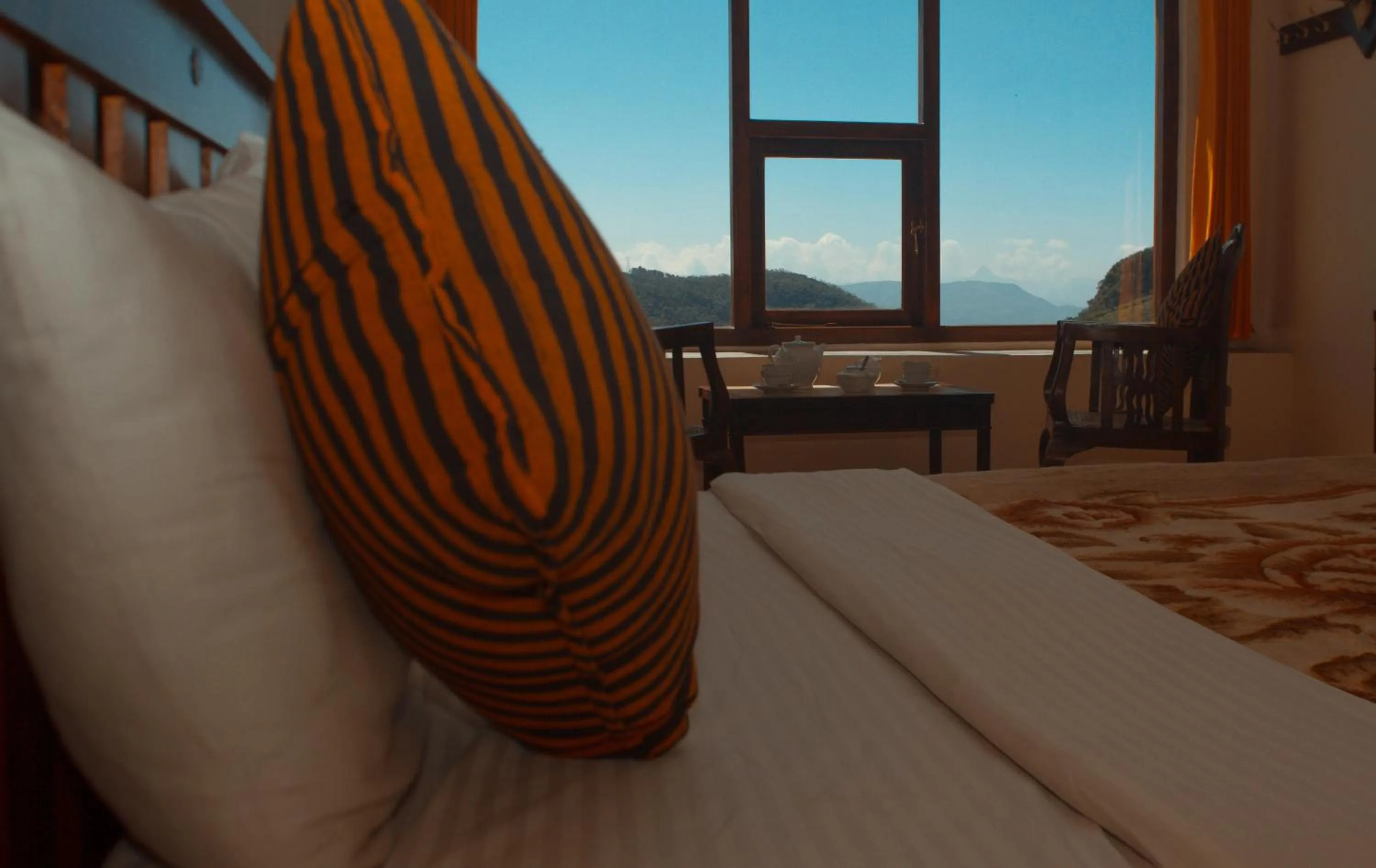 Photo of the whole room, Bed in House of Leisure