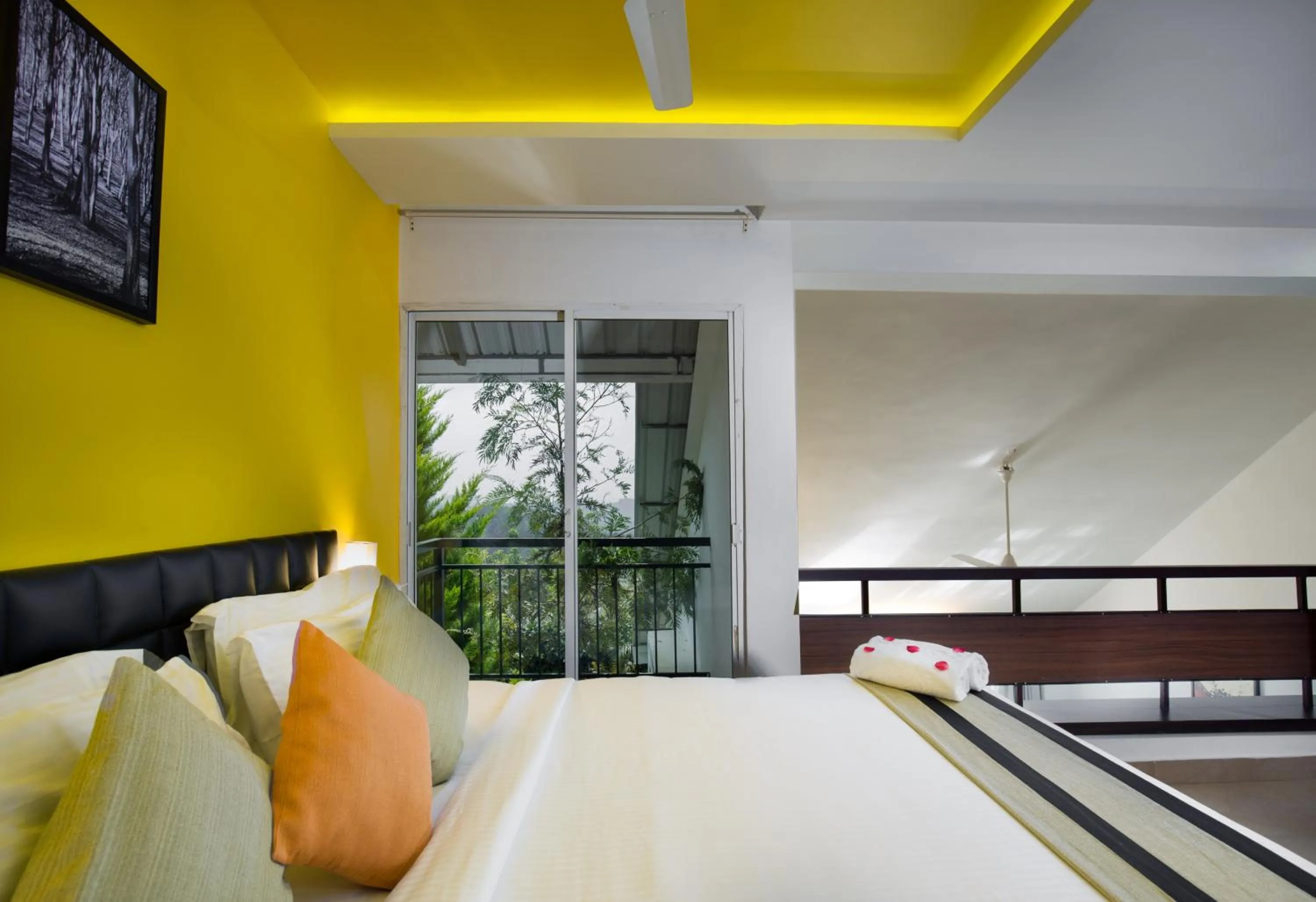 Bed in Munnar Tea Hills Resort - MTHR