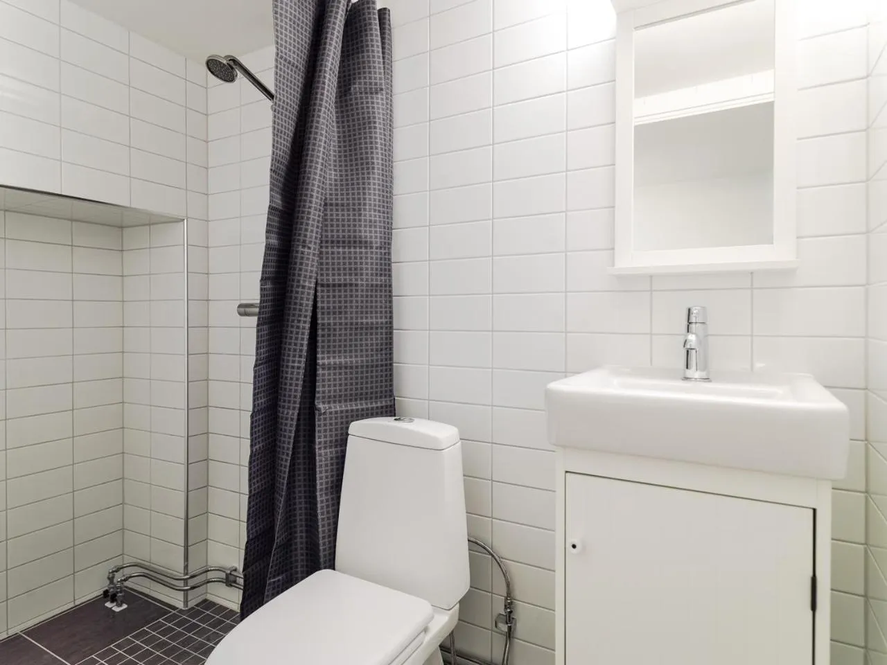 Shower in Stockholm Smart Stay