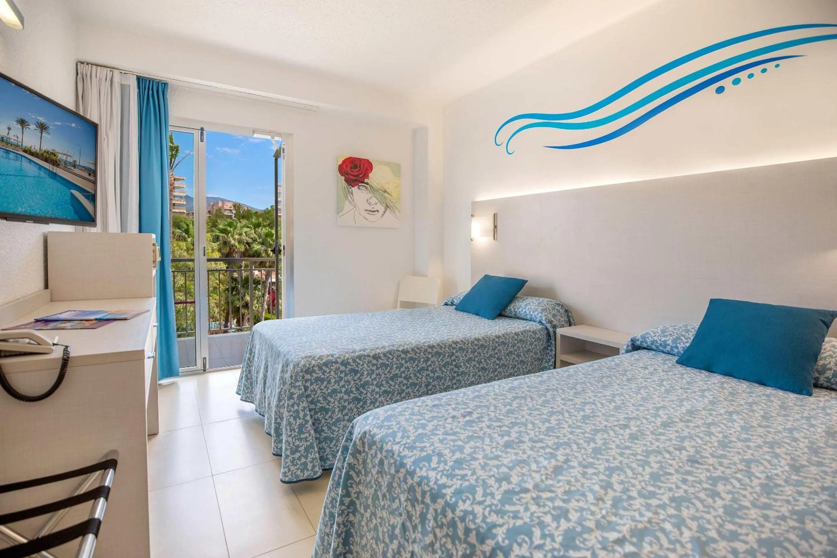 Photo of the whole room, Bed in Hotel Servigroup Trinimar