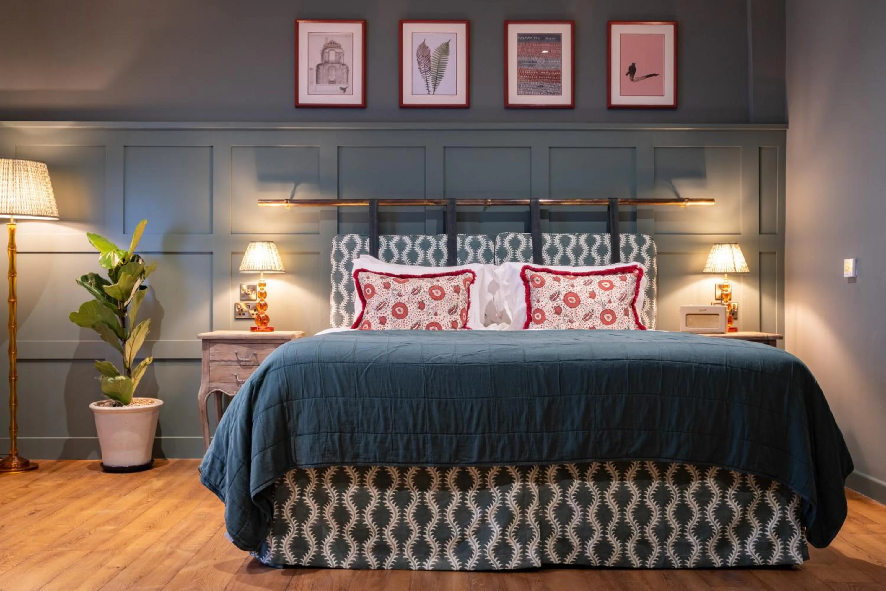 Bed in The Coat and Bear - A Heartwood Inn