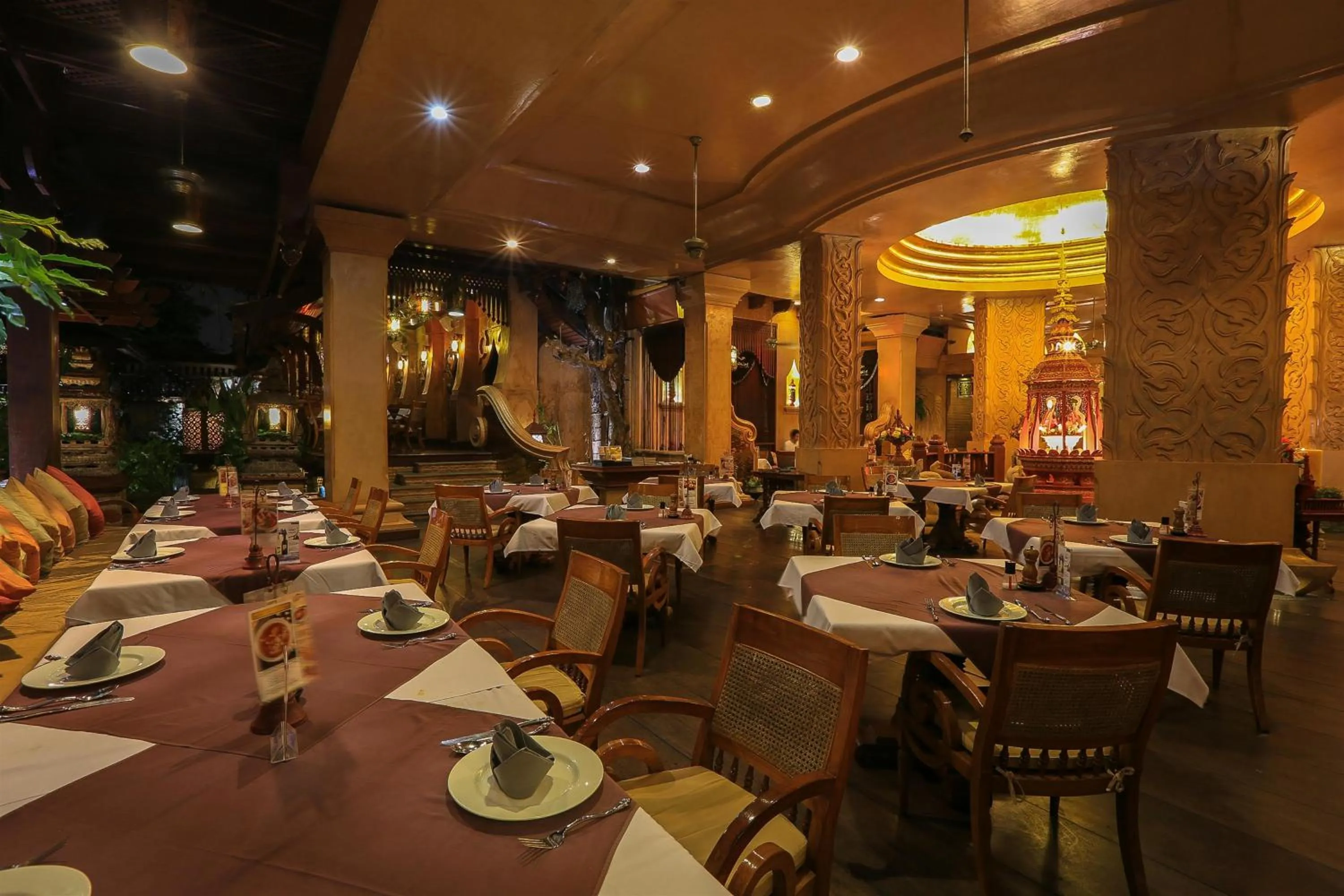 Restaurant/Places to Eat in The Baray Villa by Sawasdee Village