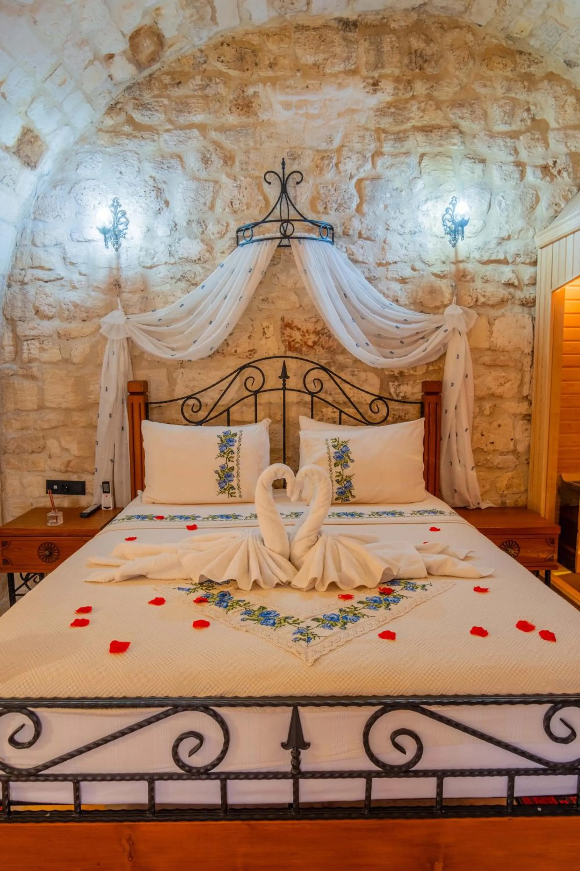 Bed in Mihrumah Konağı