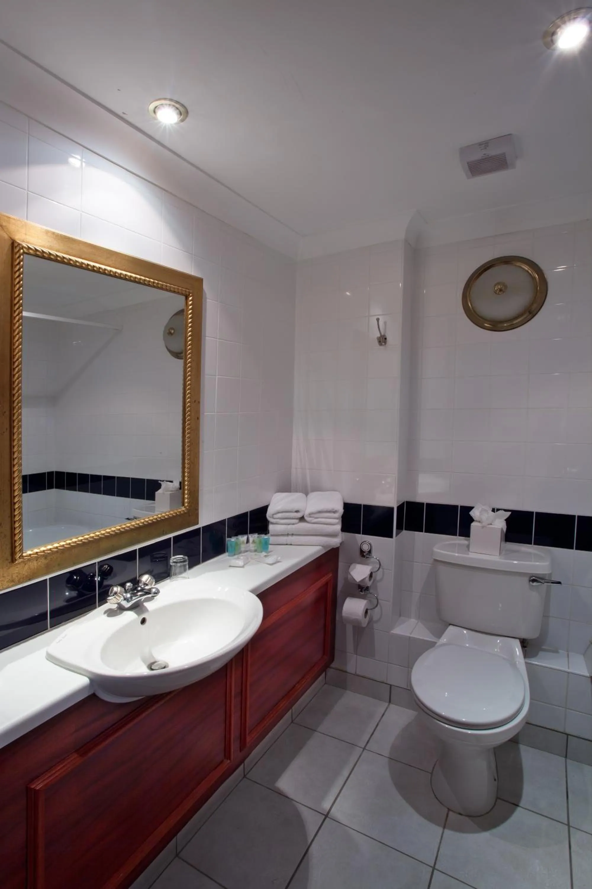 Bathroom in Royal Court Hotel