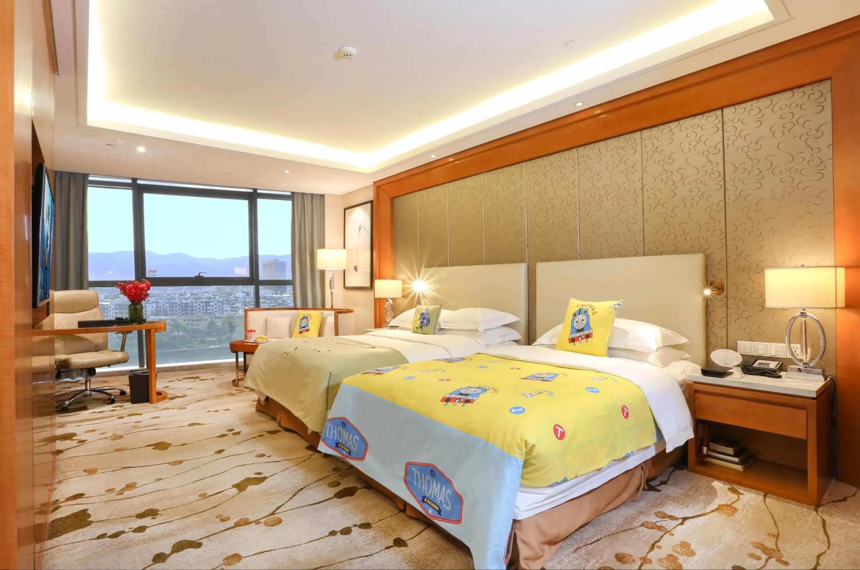 Photo of the whole room, Bed in Yiwu Shangcheng Hotel