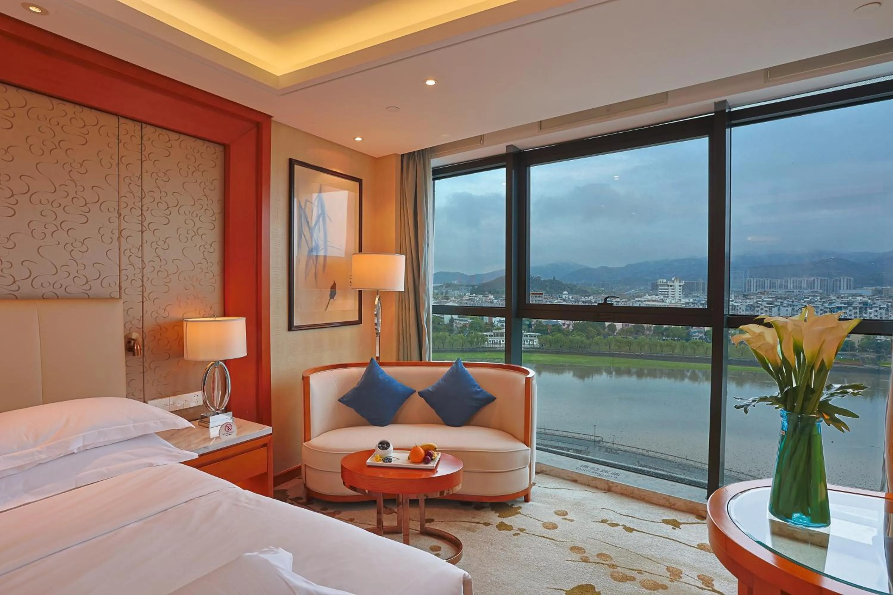 View (from property/room), Bed in Yiwu Shangcheng Hotel