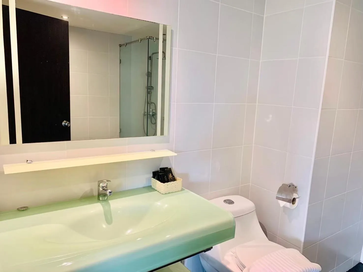 Bathroom in Ocean View Treasure Residence