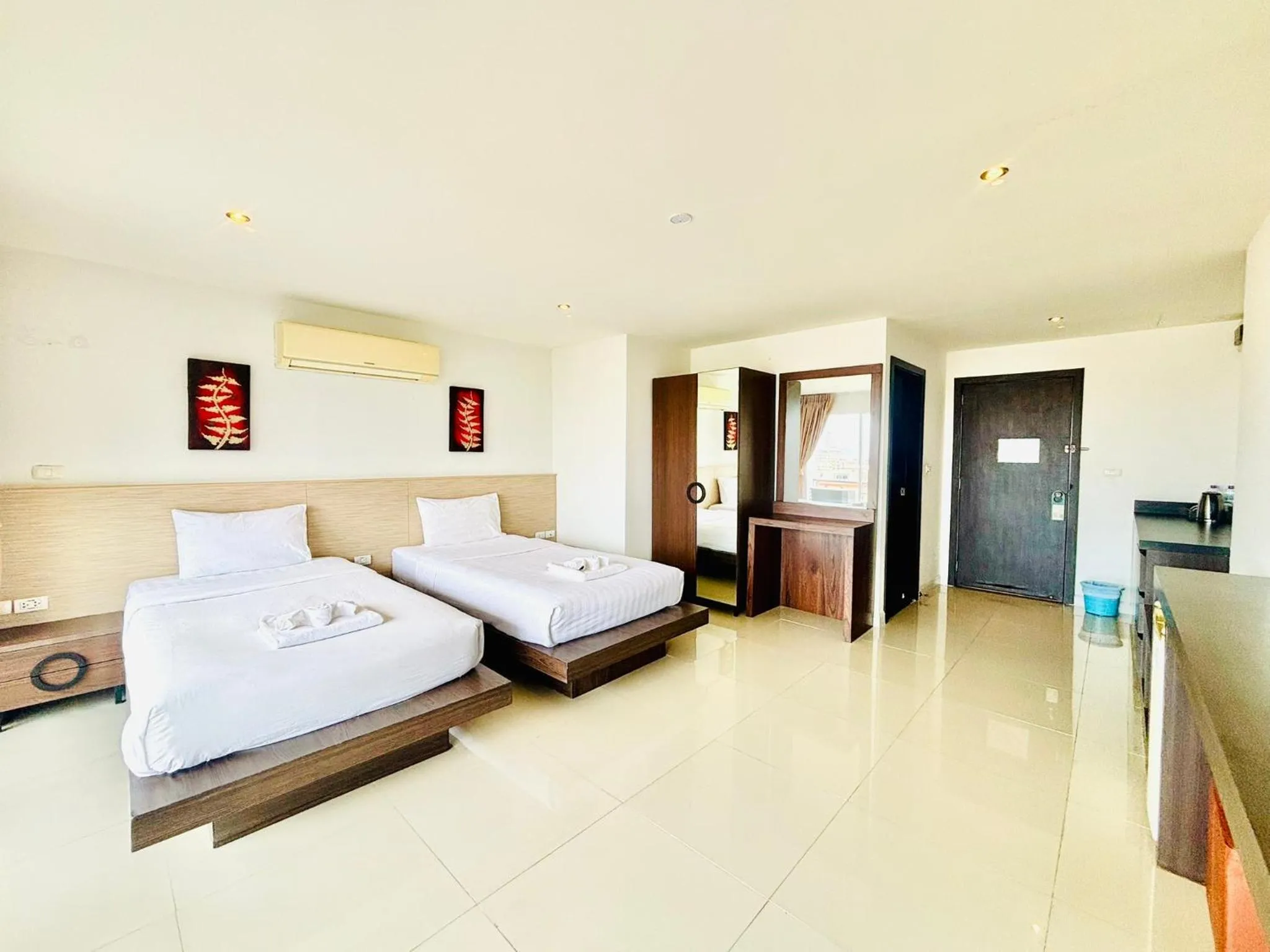 Bed in Ocean View Treasure Residence