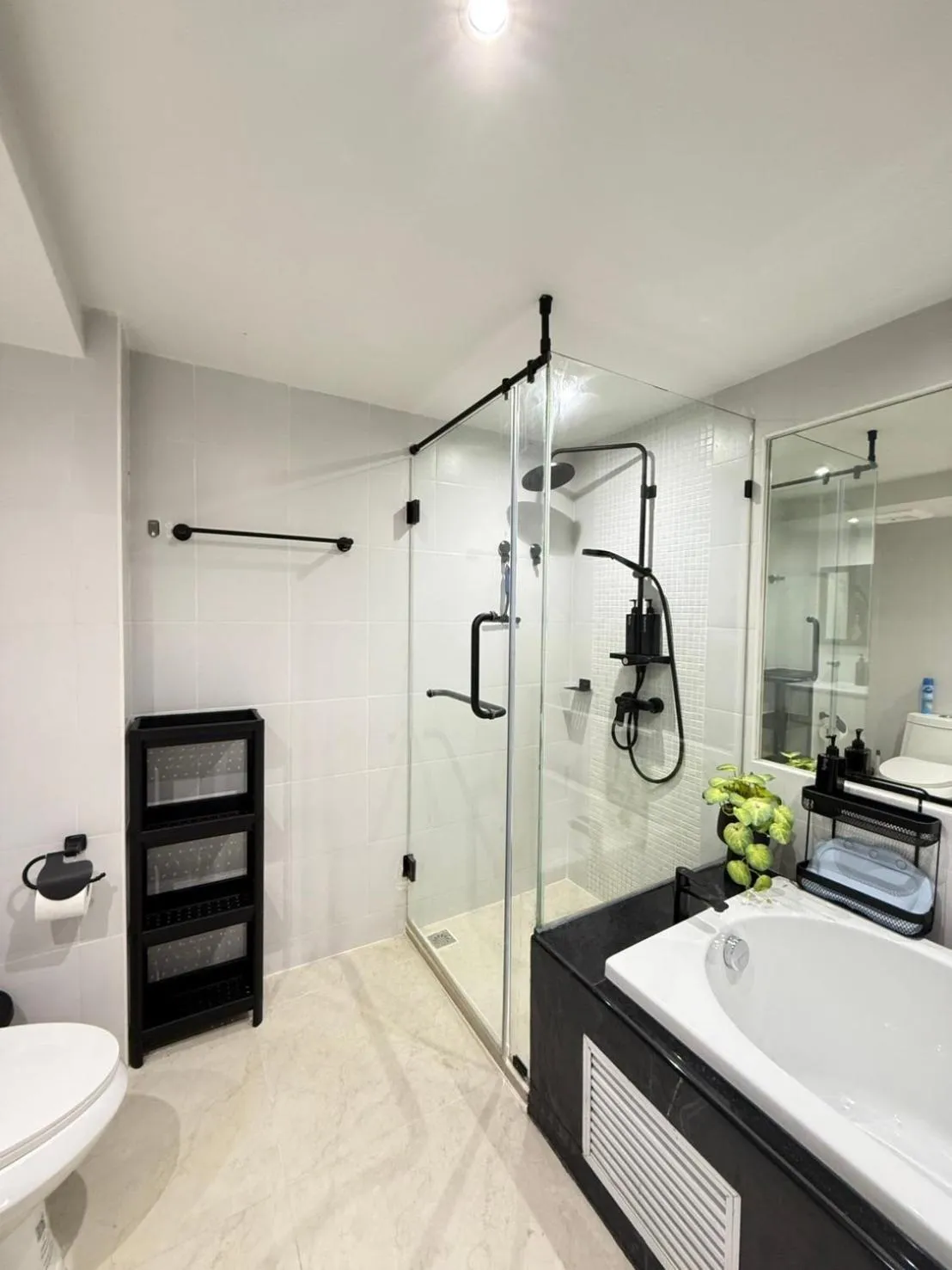 Bathroom in Ocean View Treasure Residence