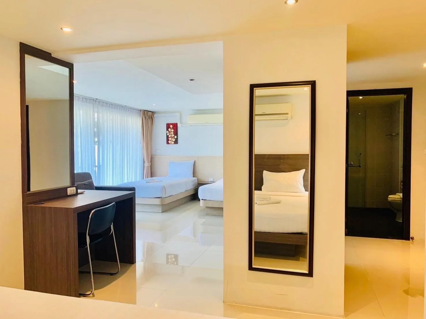 Bedroom, Bed in Ocean View Treasure Residence