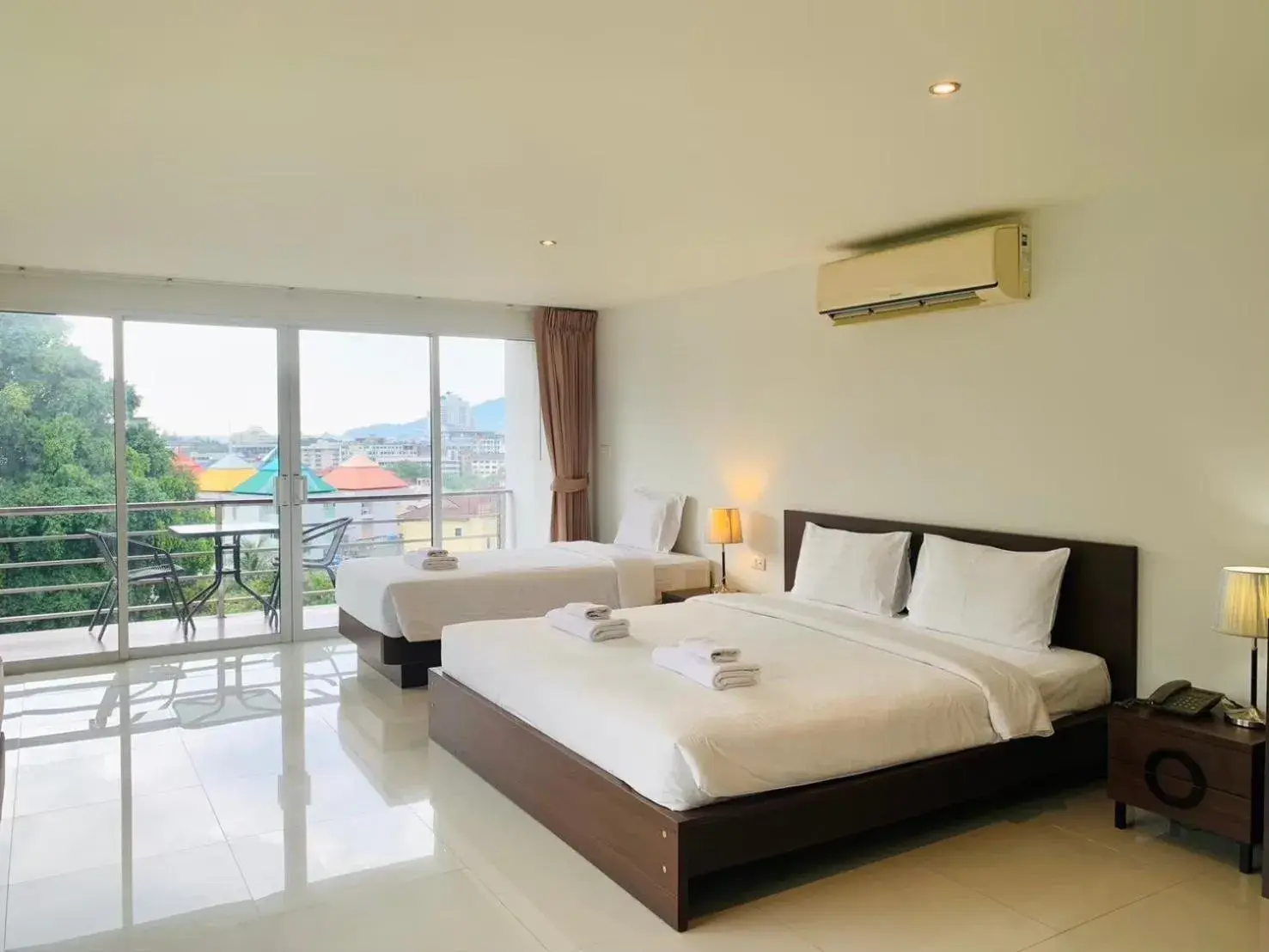 Triple Room with City View in Ocean View Treasure Residence Triple Room with City View in Ocean View Treasure Residence