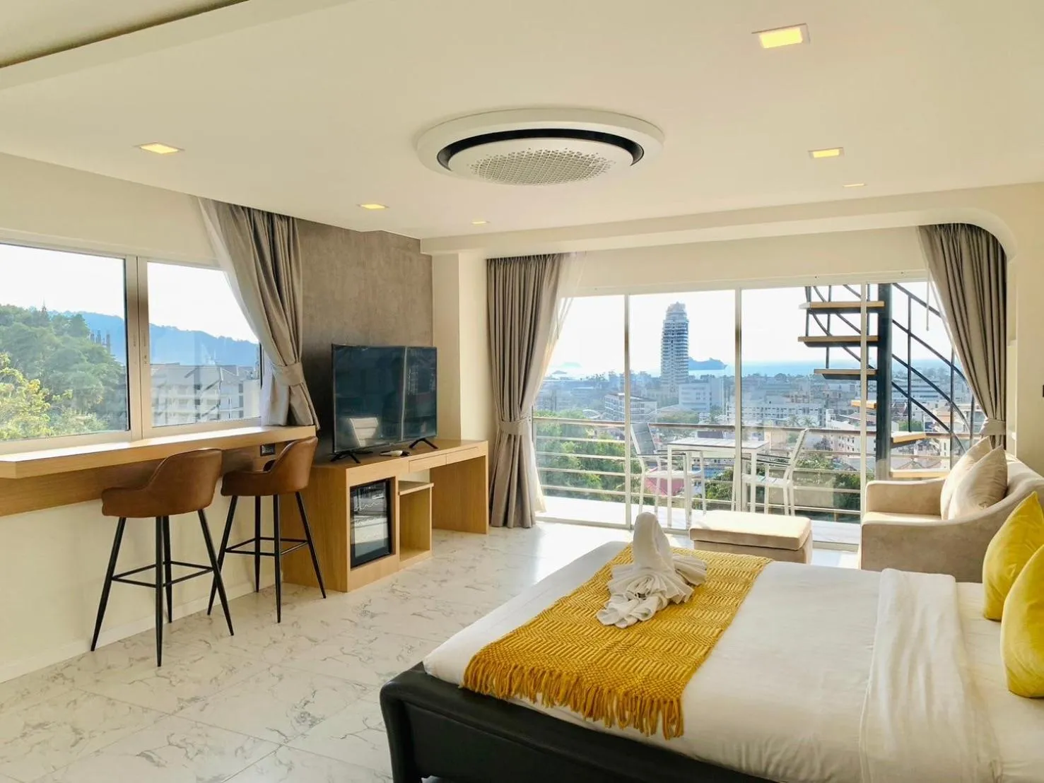 Bedroom, Bed in Ocean View Treasure Residence