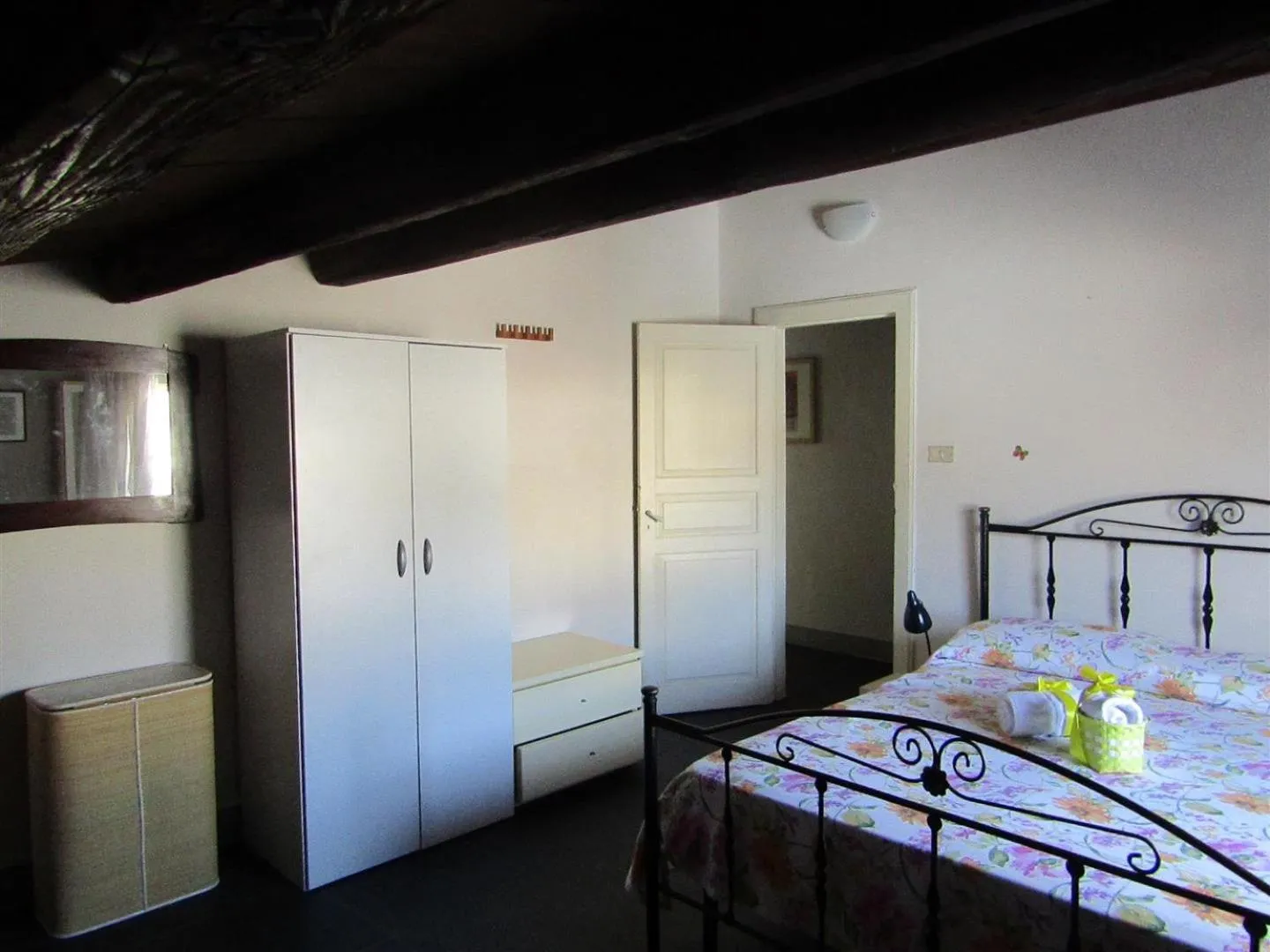 Bed in Bed & Breakfast StradaNuova