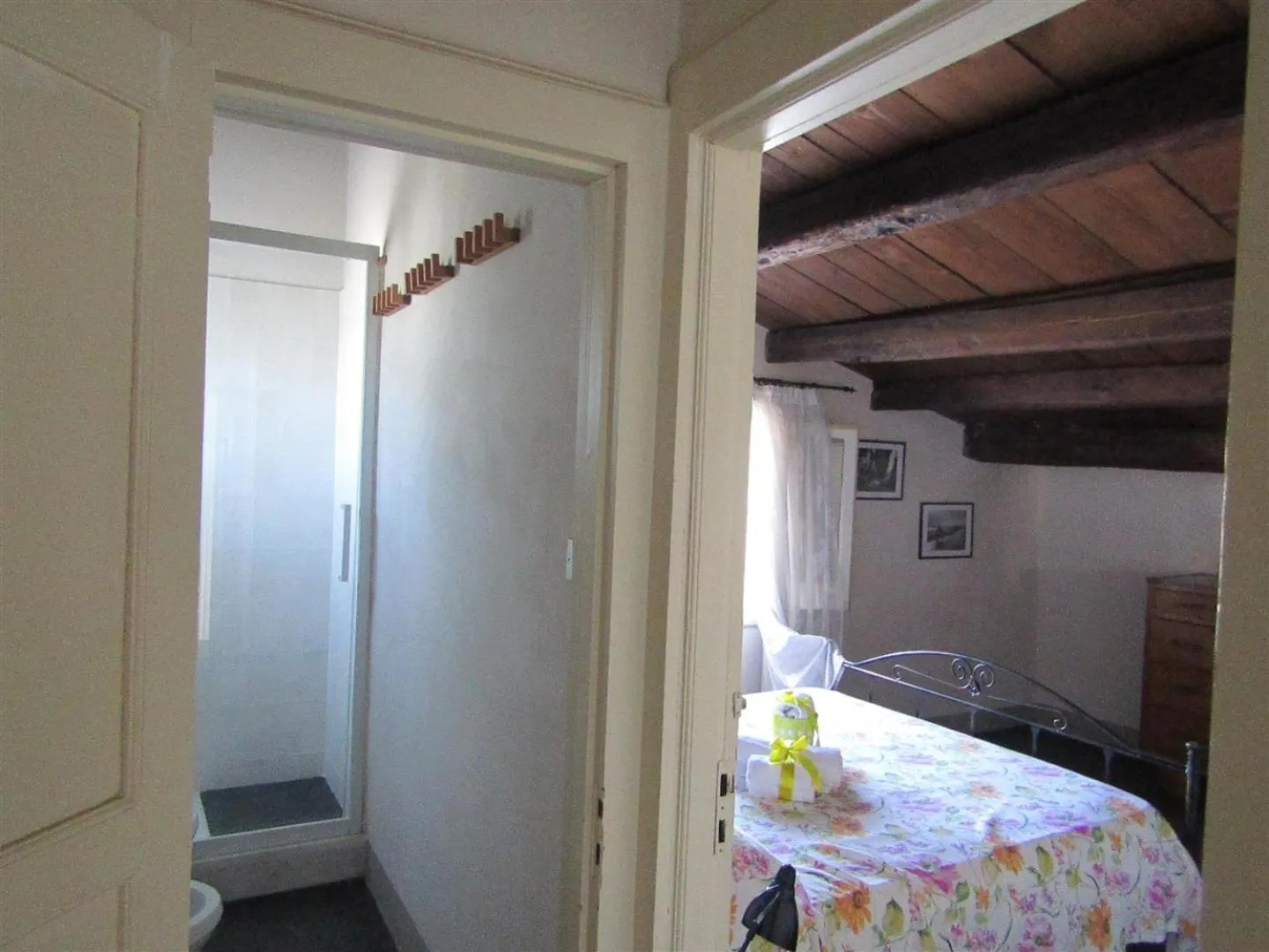 Bed in Bed & Breakfast StradaNuova