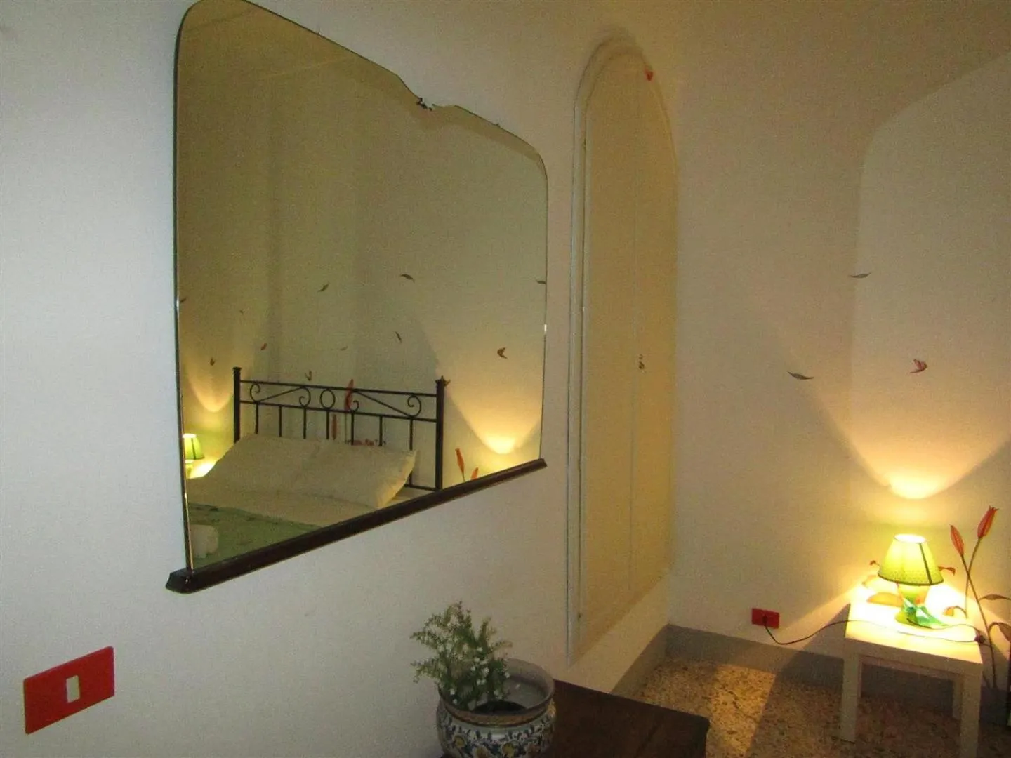 Bed in Bed & Breakfast StradaNuova