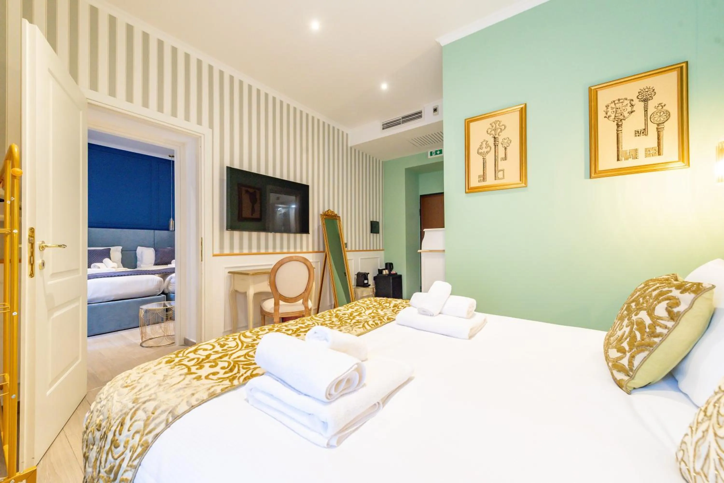 Other, Bed in Catone Vatican Suites by Ghor