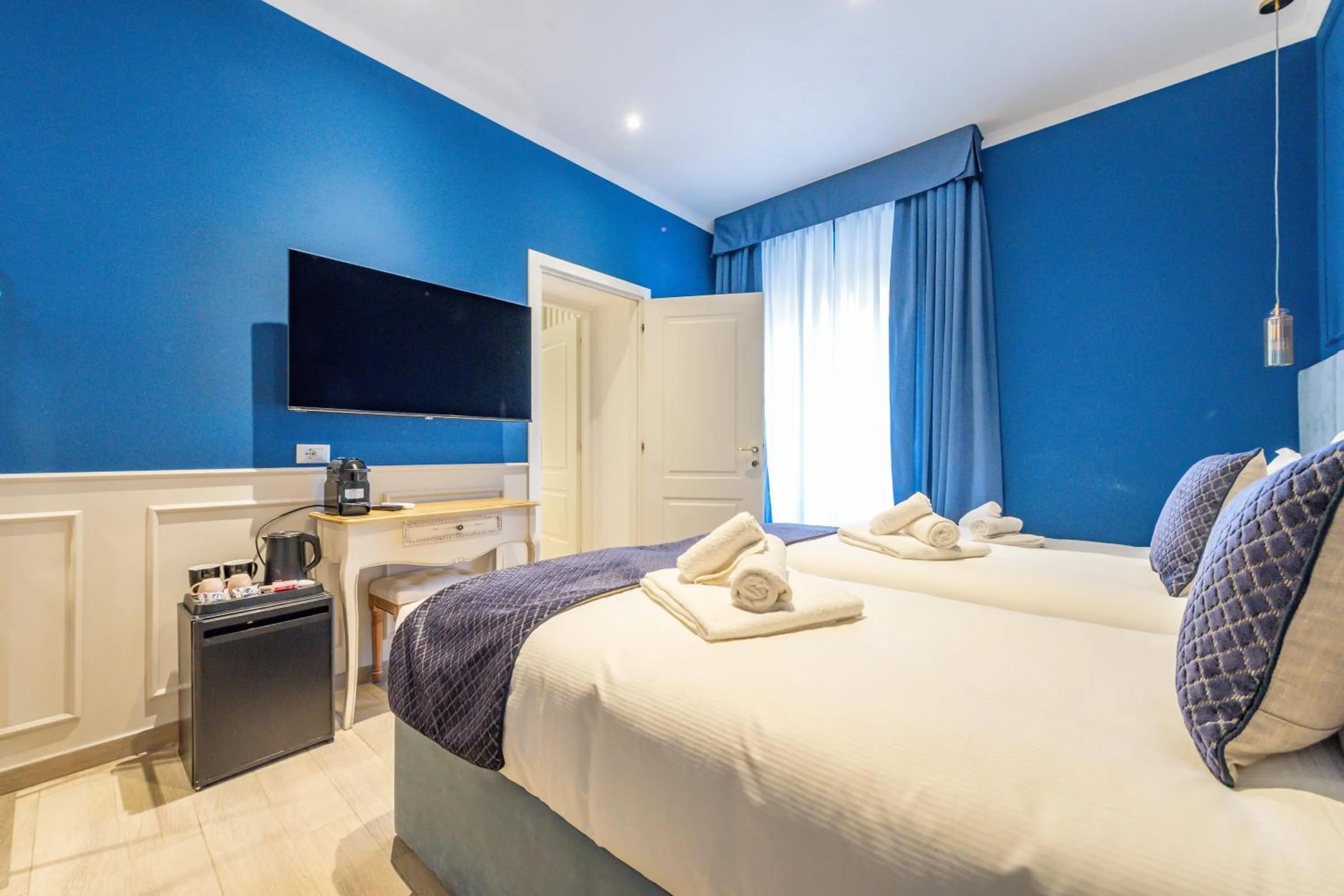 Other, Bed in Catone Vatican Suites by Ghor