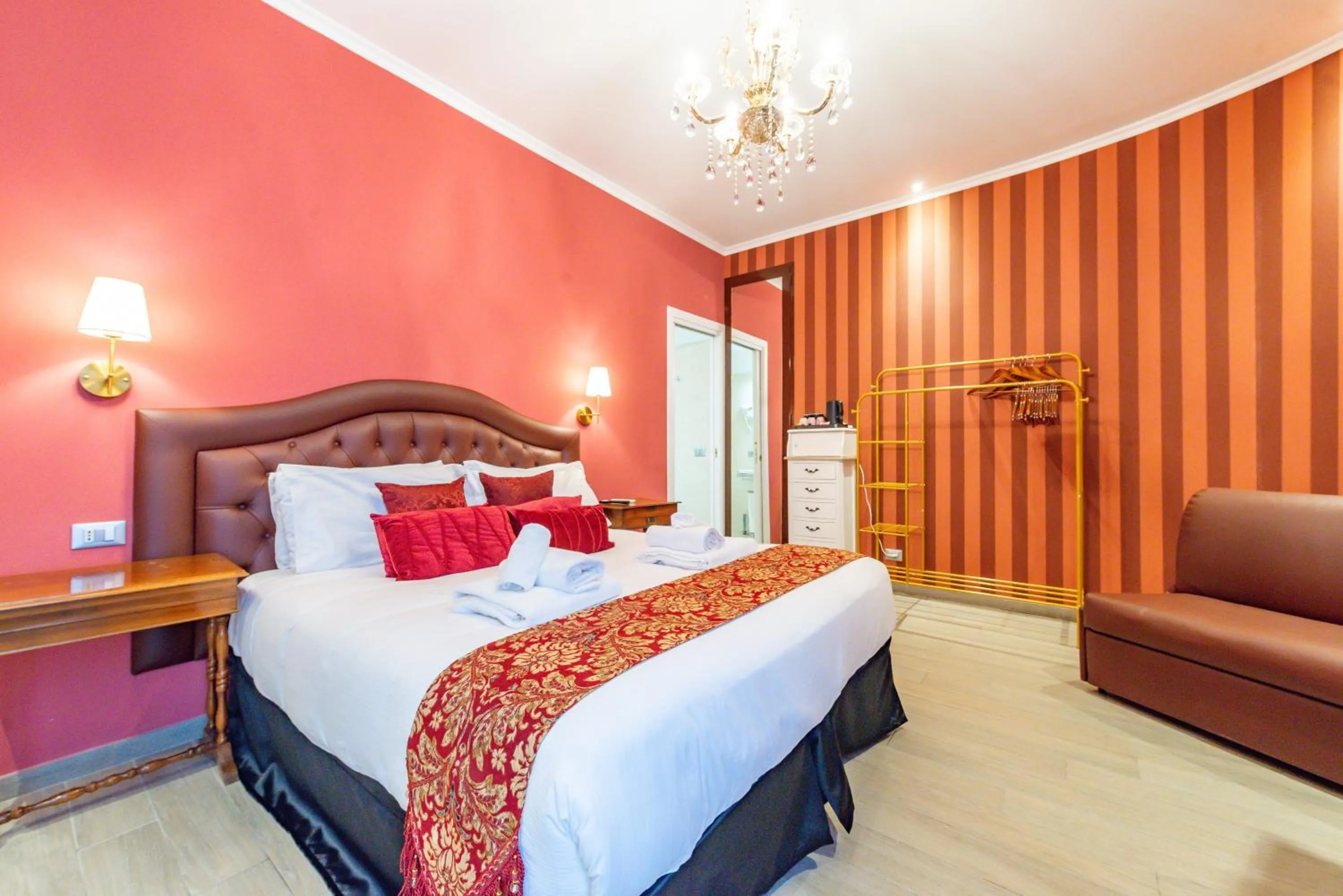 Other, Bed in Catone Vatican Suites by Ghor