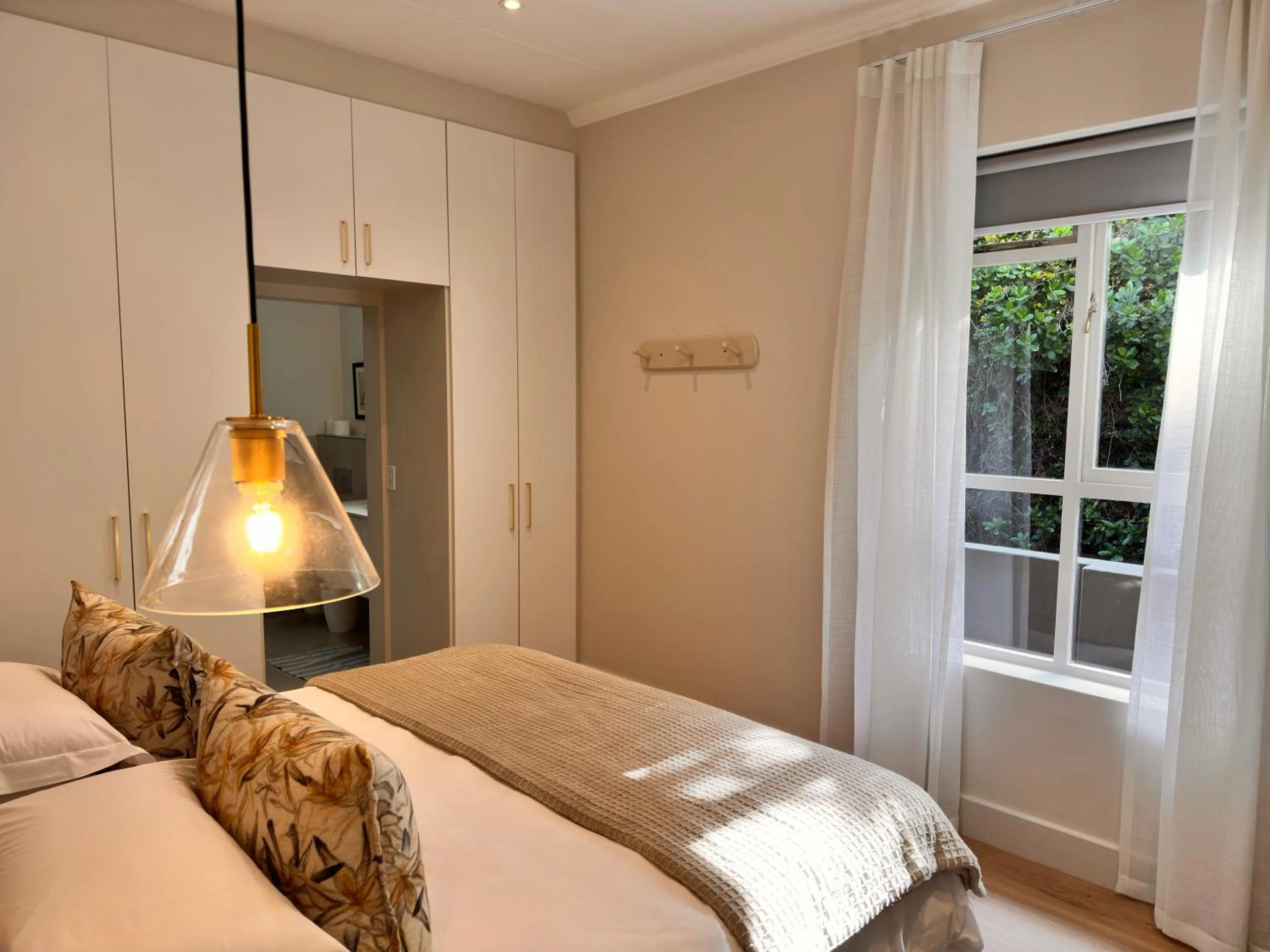 Bed in Oppiesee Selfcatering Apartments