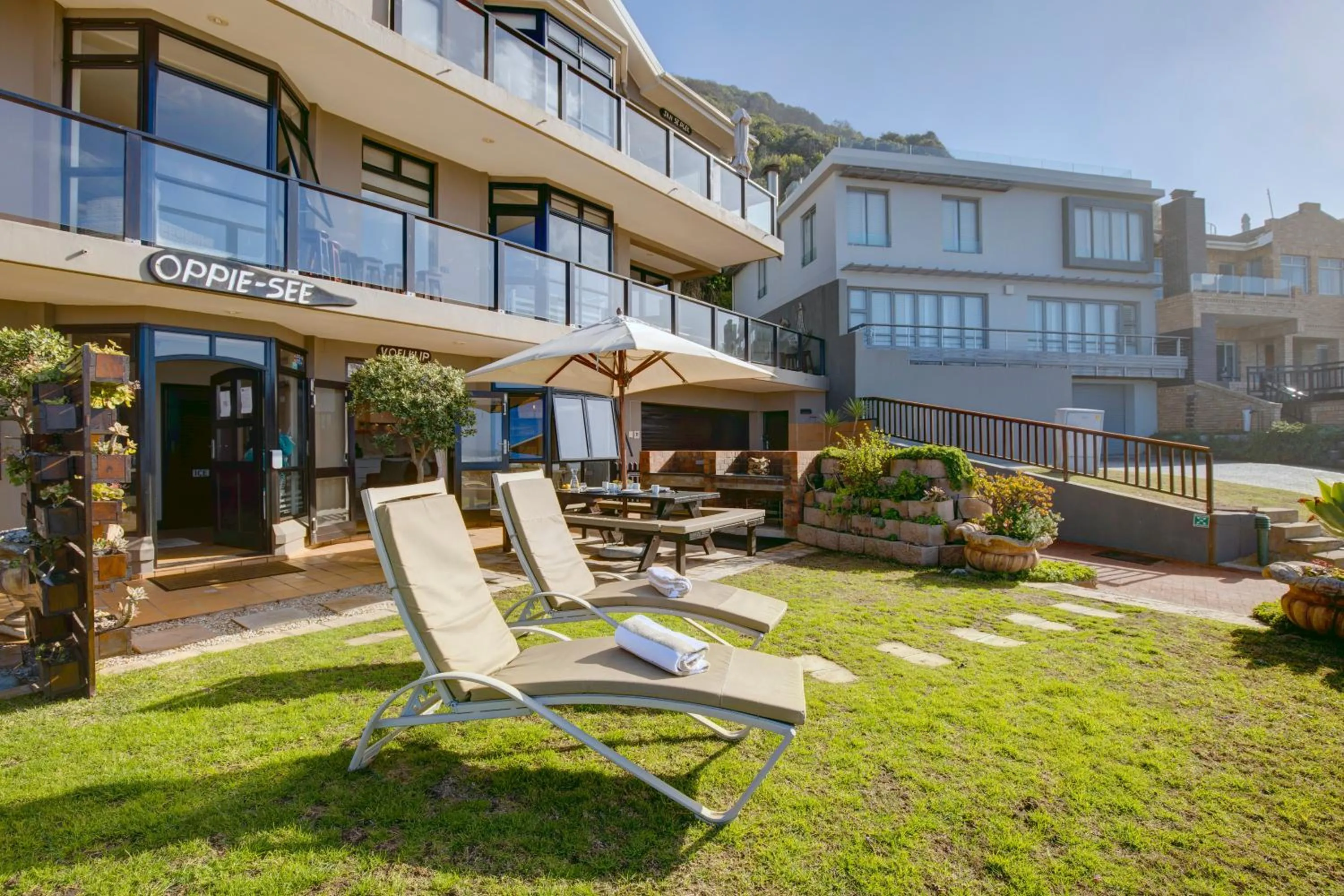 BBQ facilities in Oppiesee Selfcatering Apartments